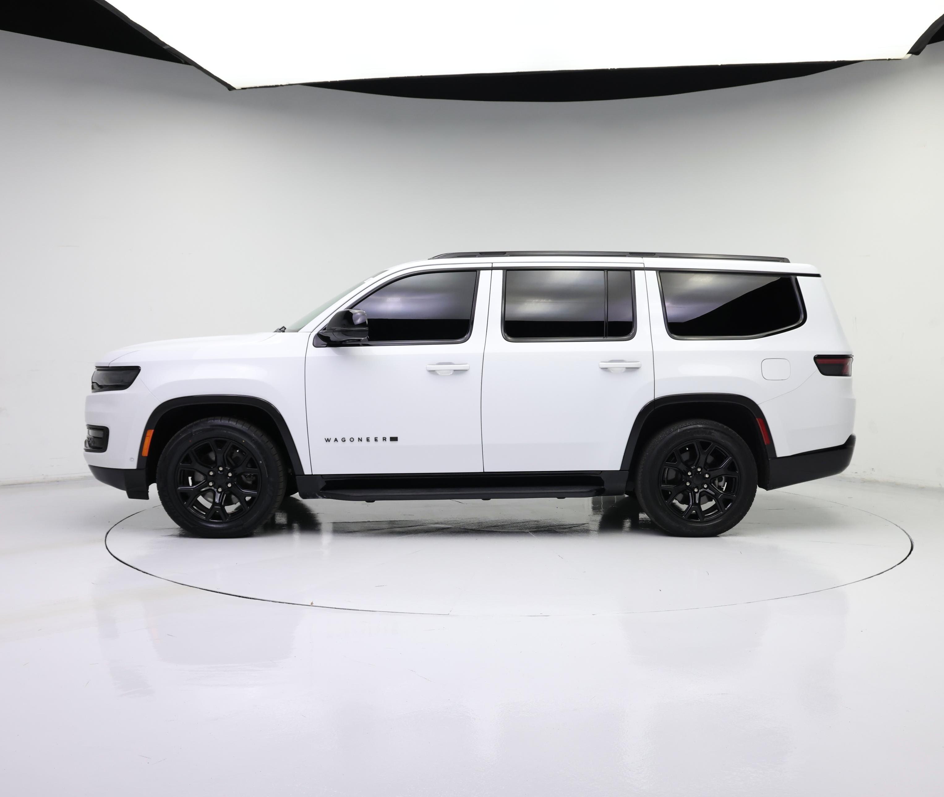 Thumbnail: 2023 Jeep Wagoneer - 3