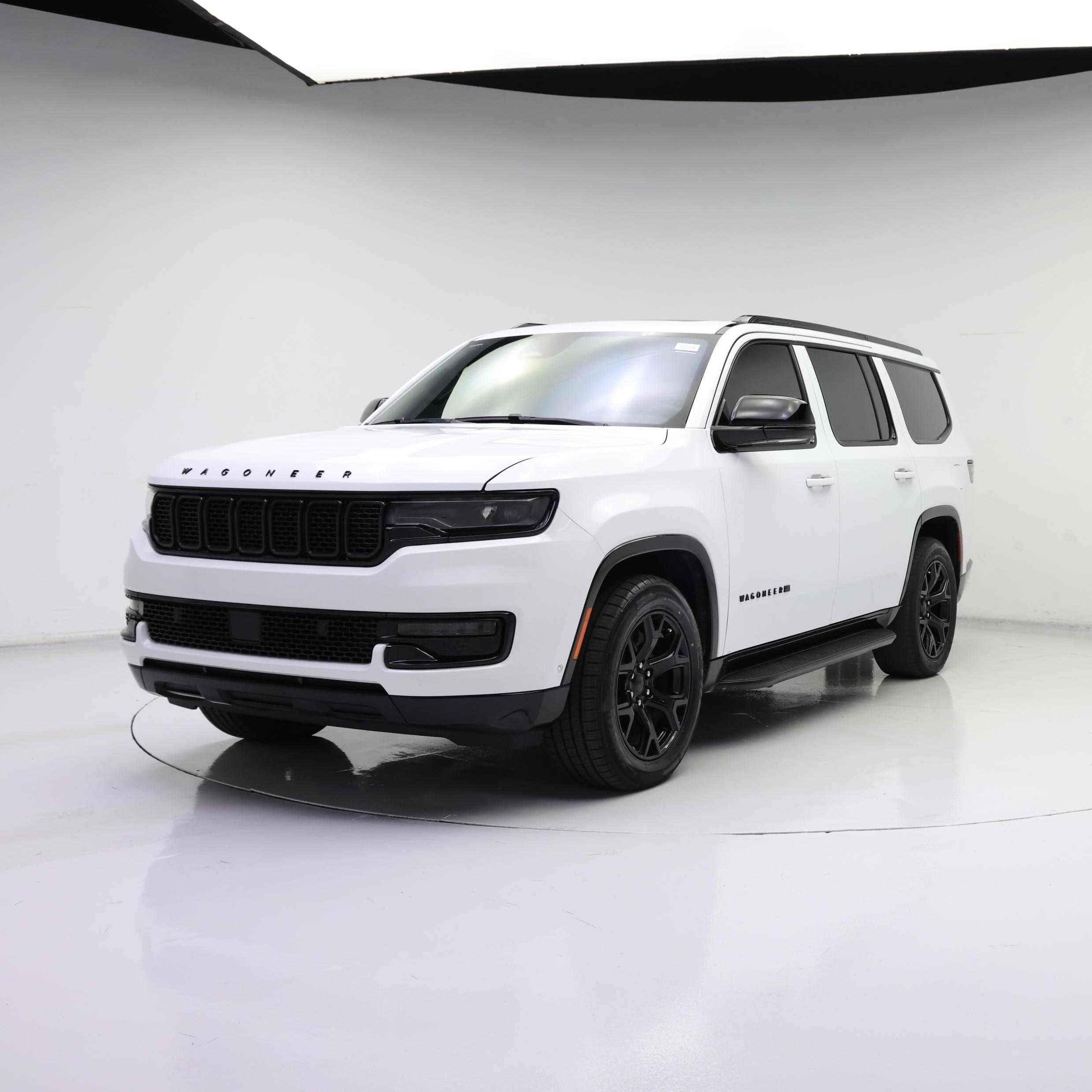 Thumbnail: 2023 Jeep Wagoneer - 4