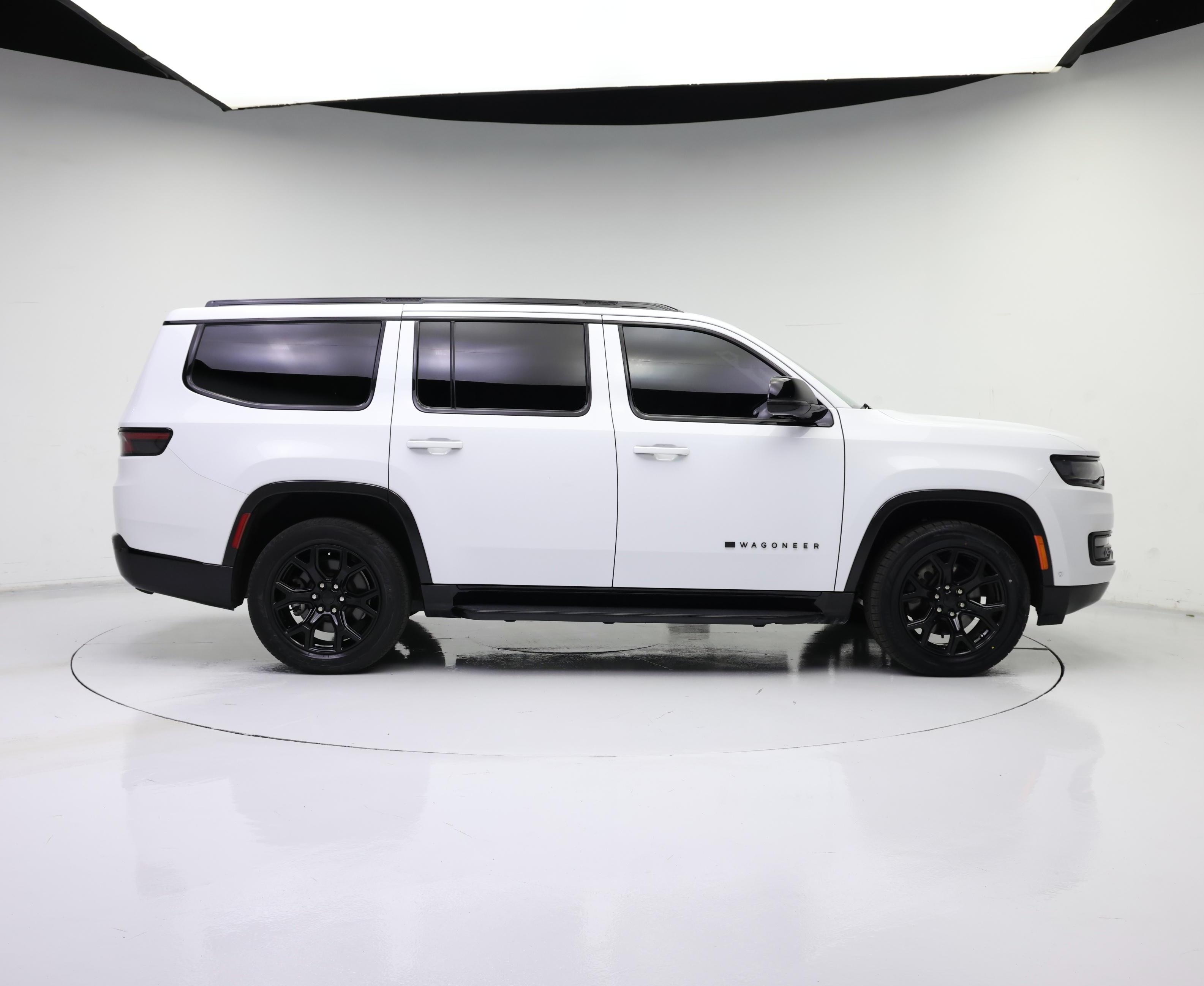 Thumbnail: 2023 Jeep Wagoneer - 7