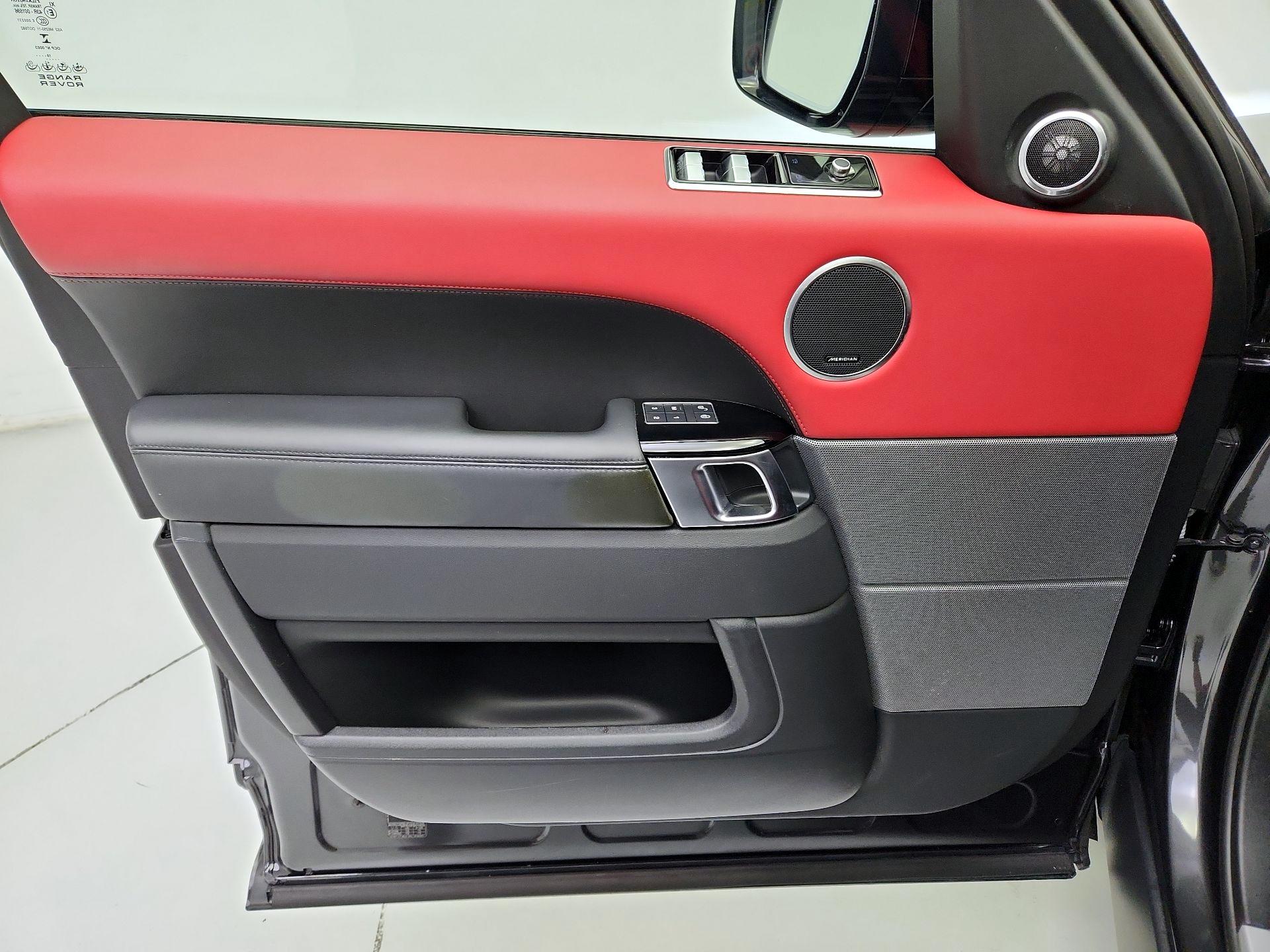 Thumbnail: 2020 Land Rover Range Rover Sport - 12