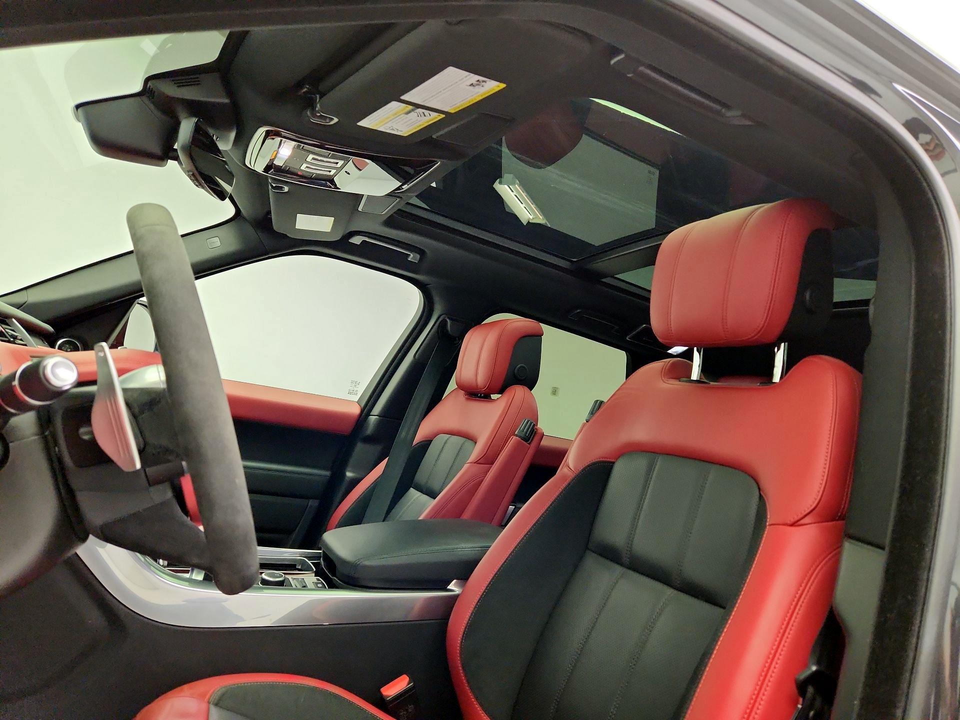 Thumbnail: 2020 Land Rover Range Rover Sport - 20