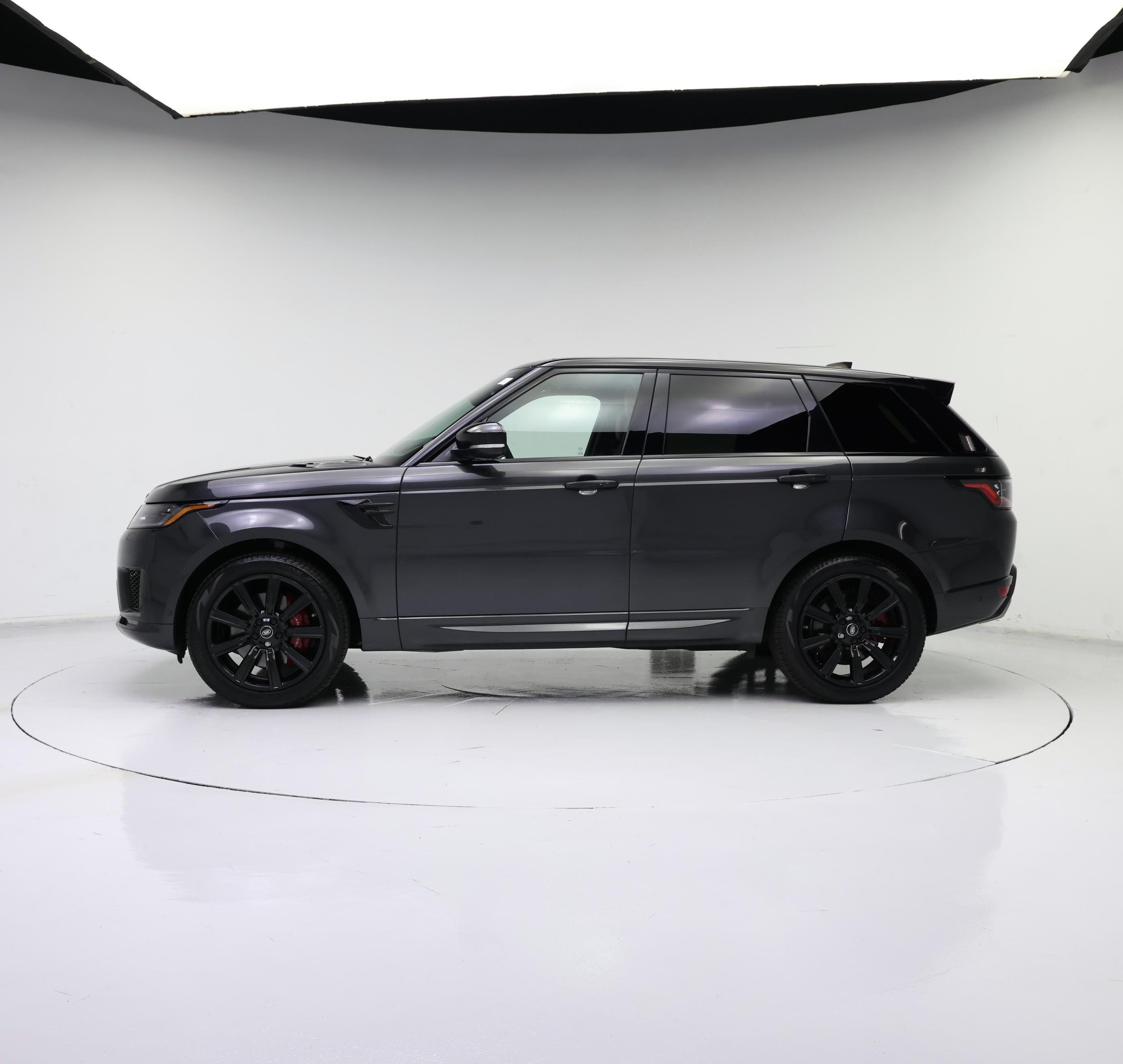Thumbnail: 2020 Land Rover Range Rover Sport - 3