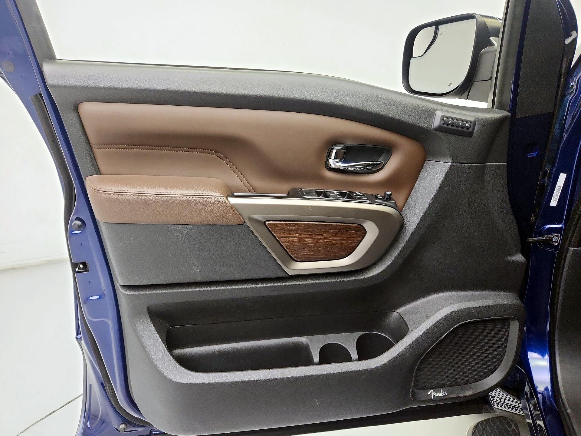 Thumbnail: 2020 Nissan Titan - 12