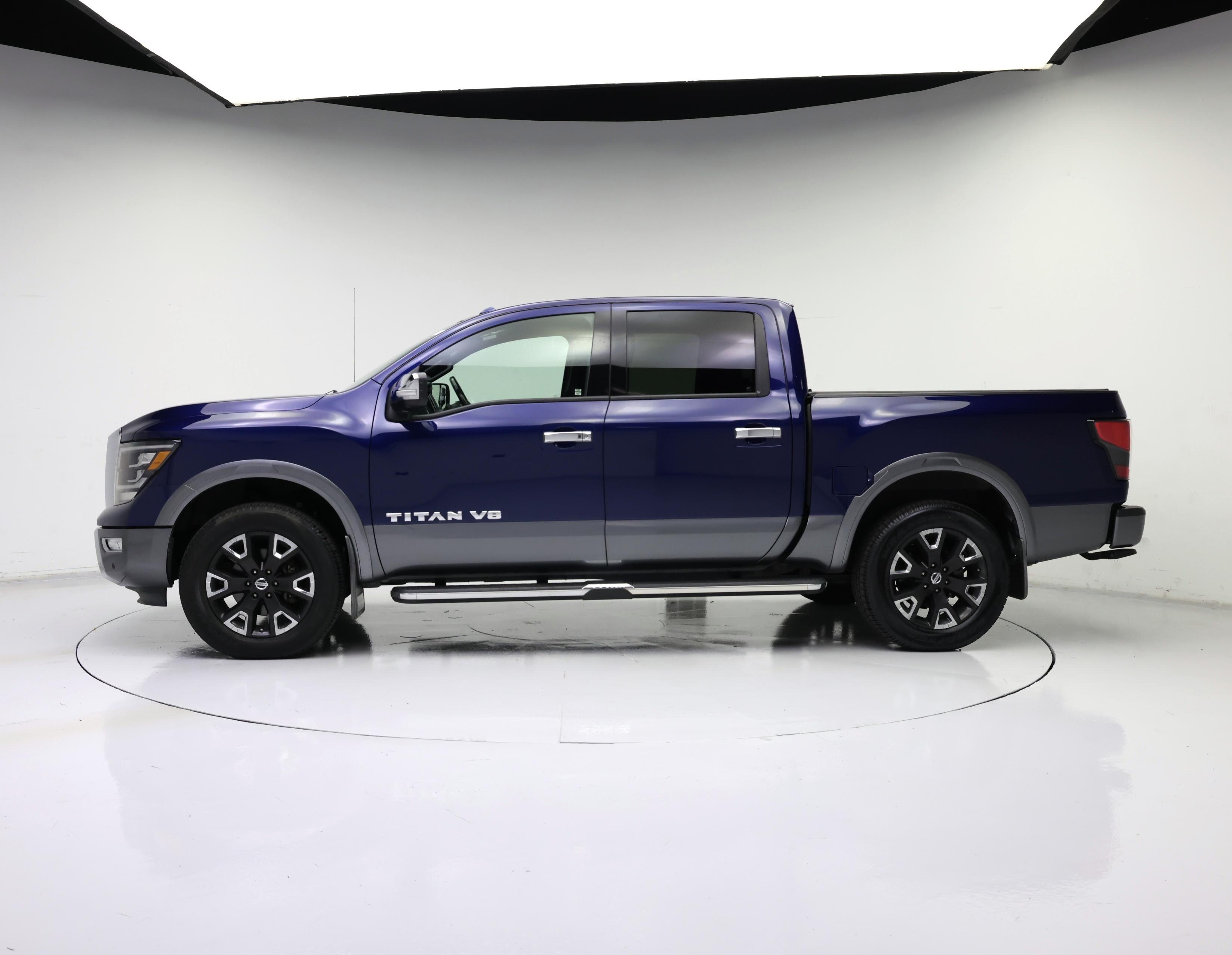 Thumbnail: 2020 Nissan Titan - 3