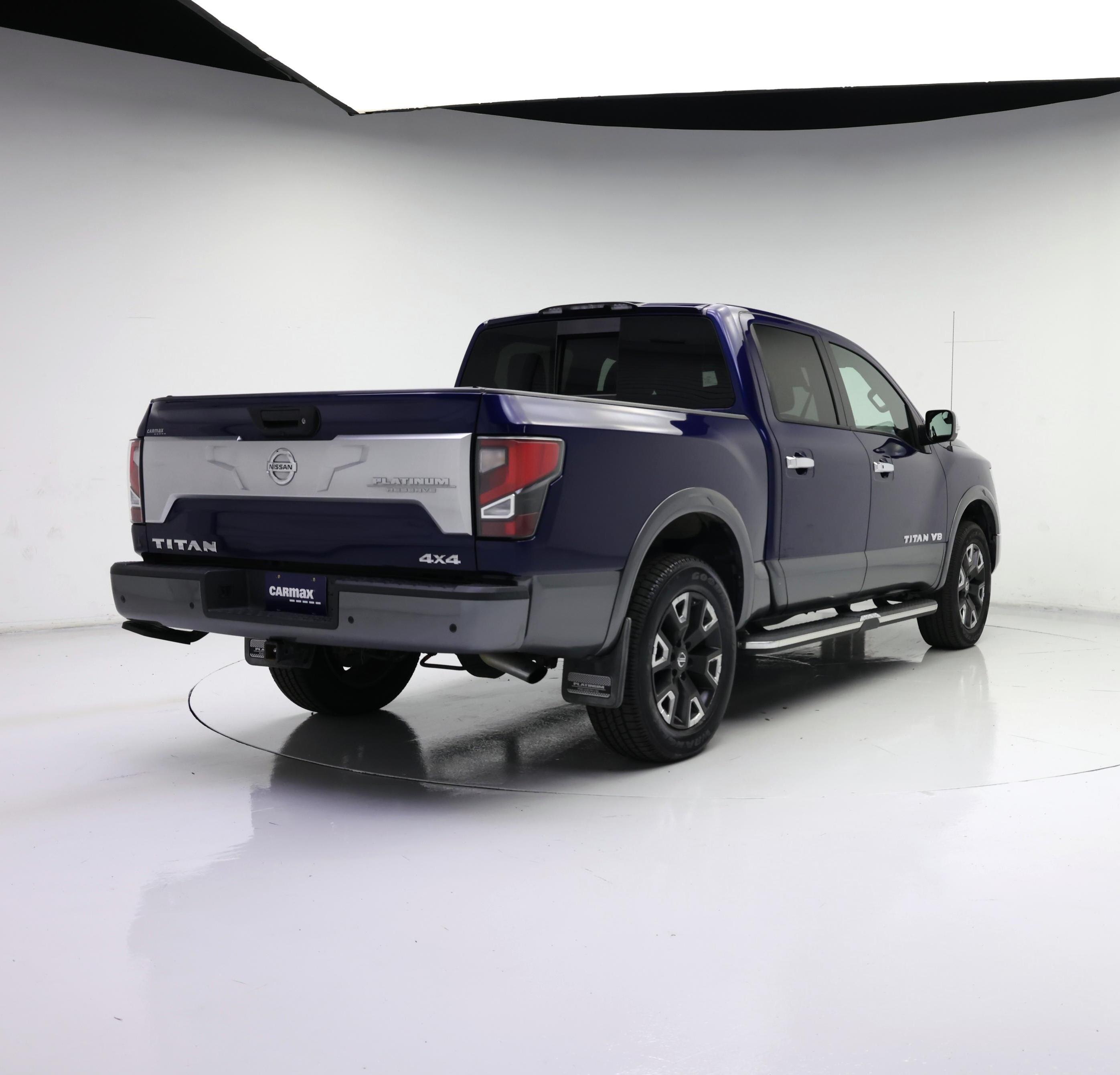 Thumbnail: 2020 Nissan Titan - 8