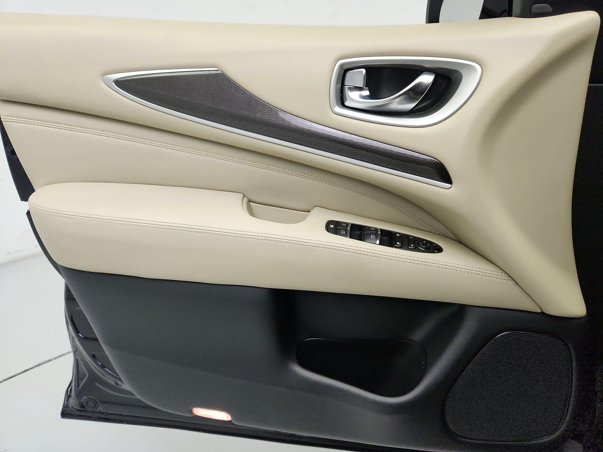 Thumbnail: 2020 INFINITI QX60 - 12