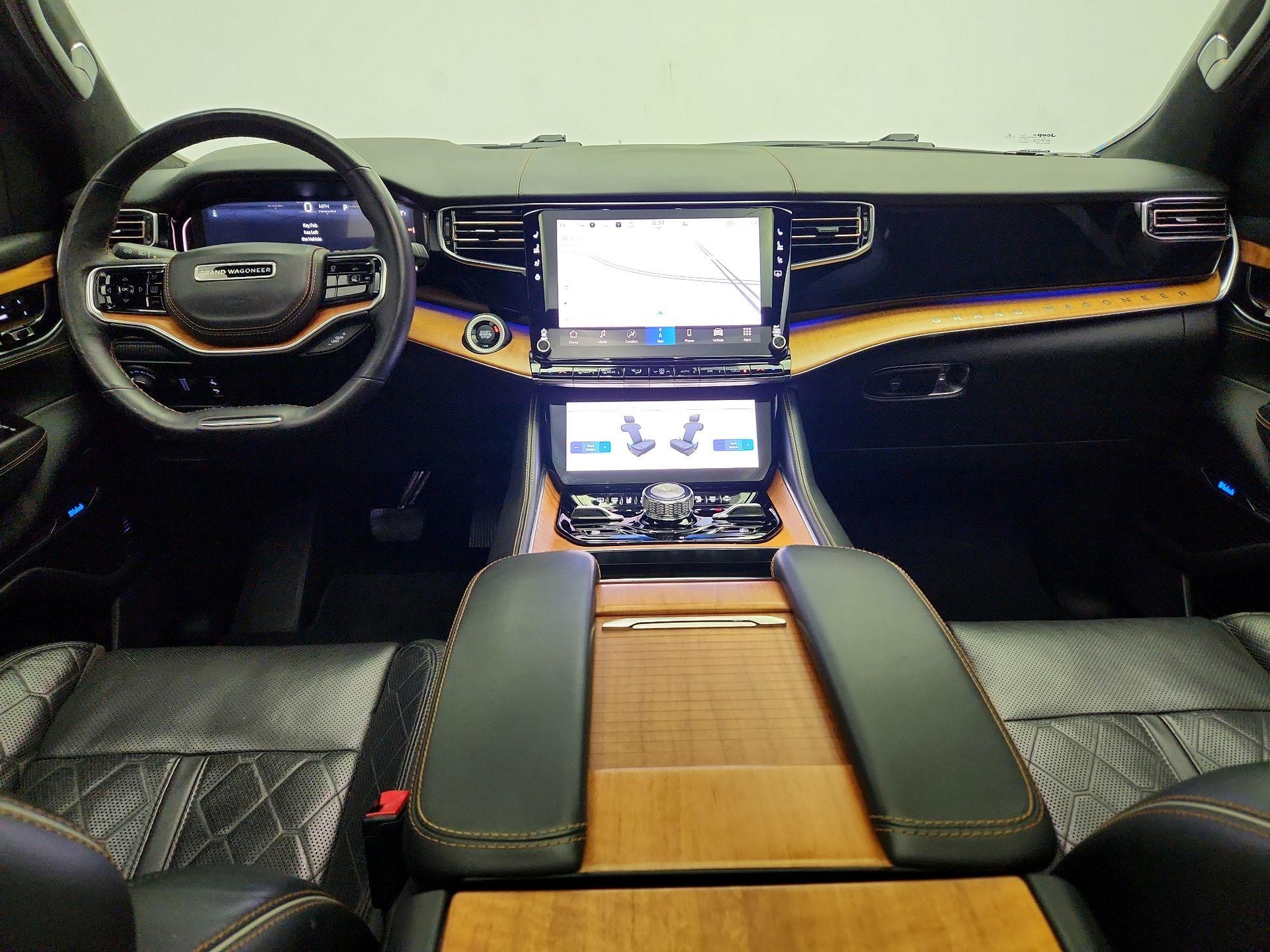 Thumbnail: 2022 Jeep Grand Wagoneer - 9