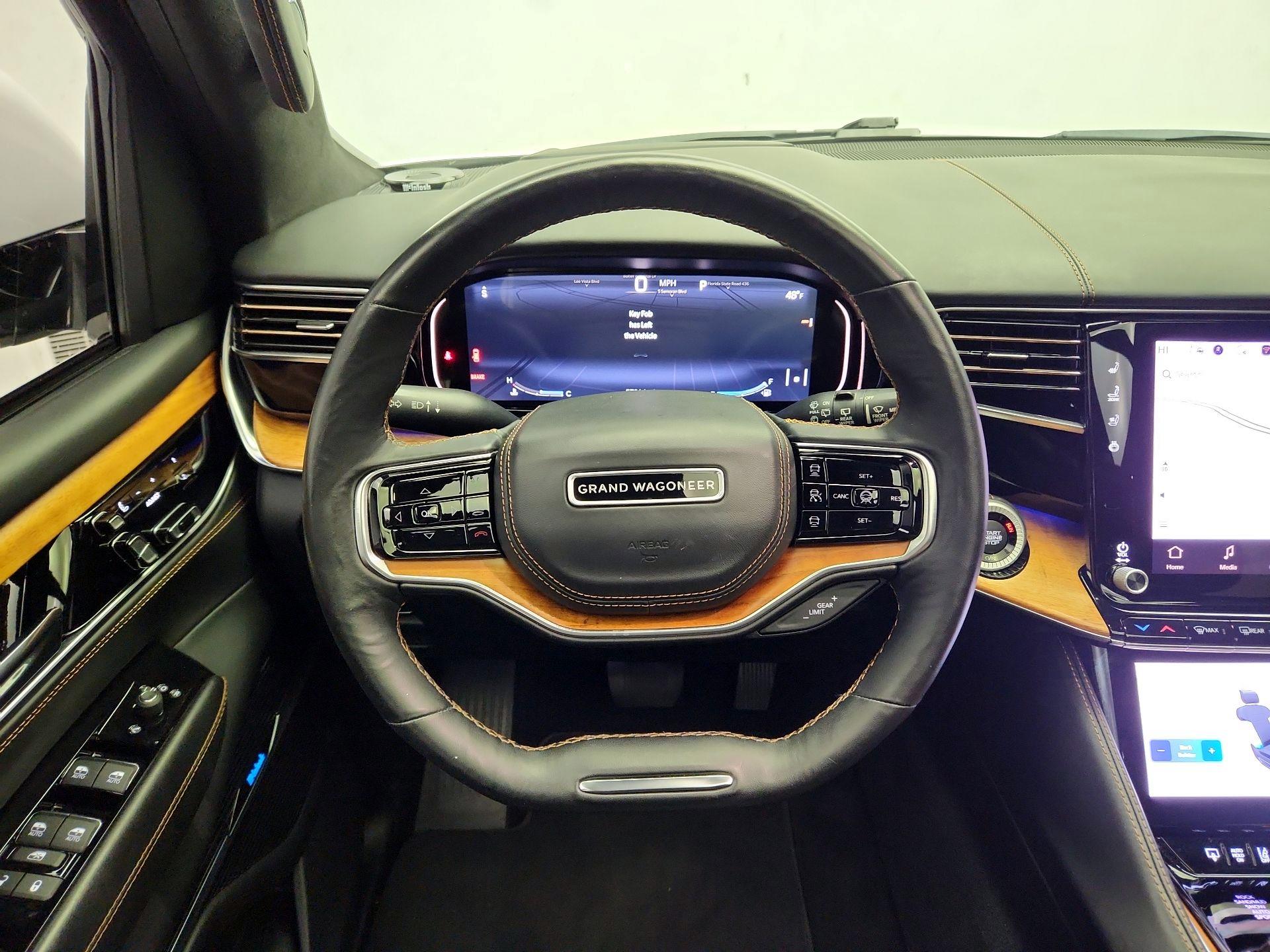 Thumbnail: 2022 Jeep Grand Wagoneer - 10