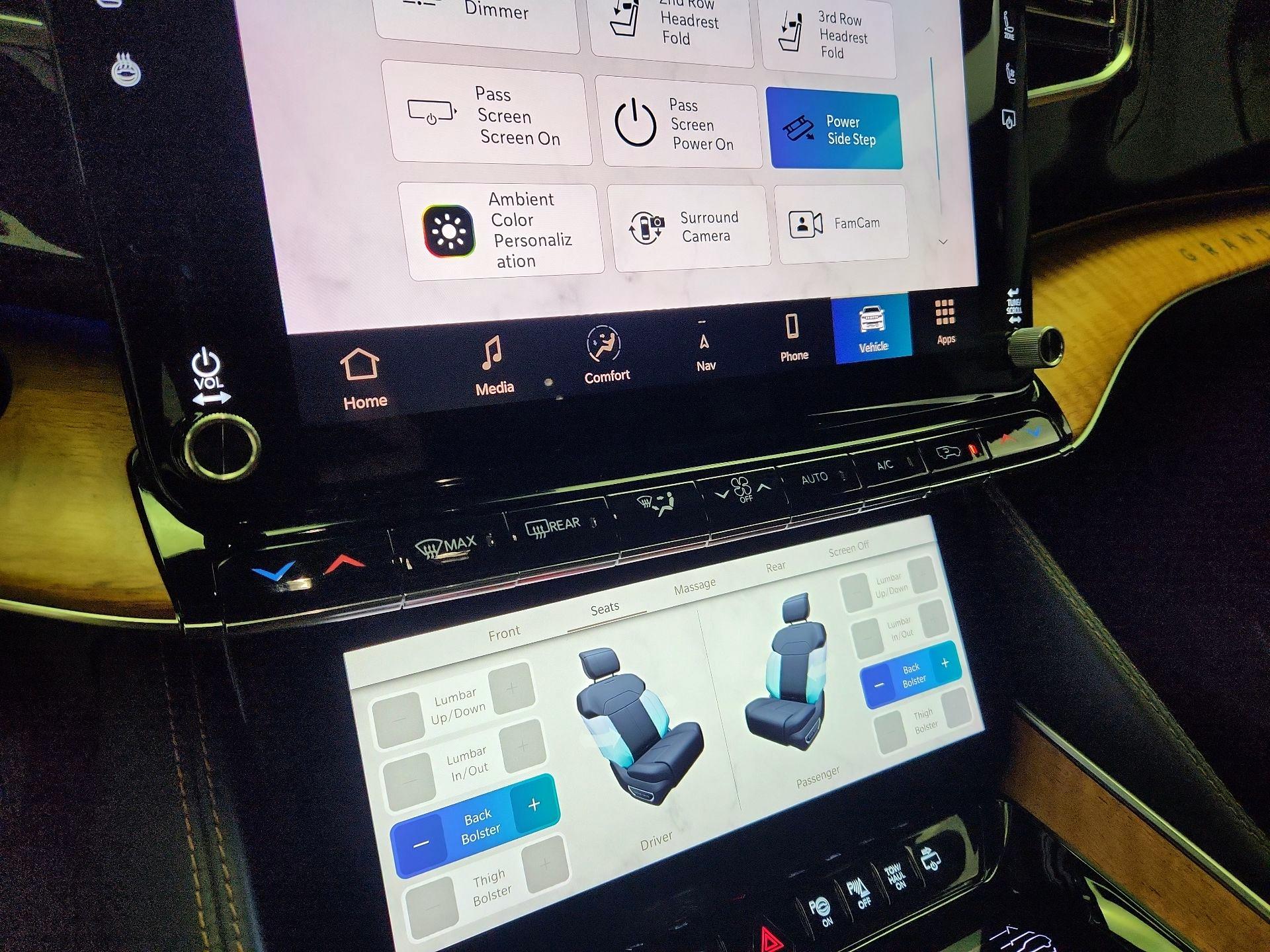 Thumbnail: 2022 Jeep Grand Wagoneer - 17