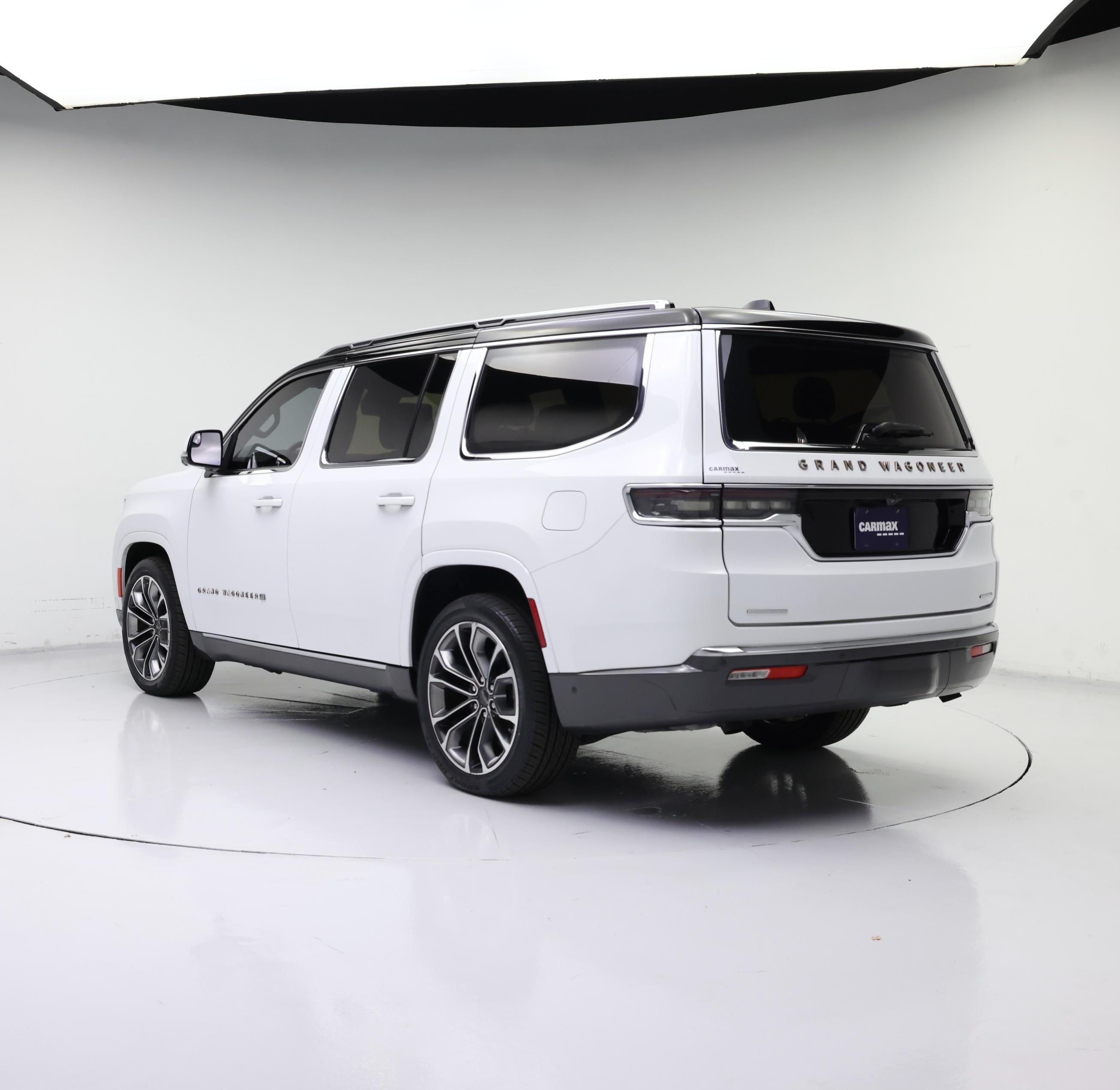 Thumbnail: 2022 Jeep Grand Wagoneer - 2