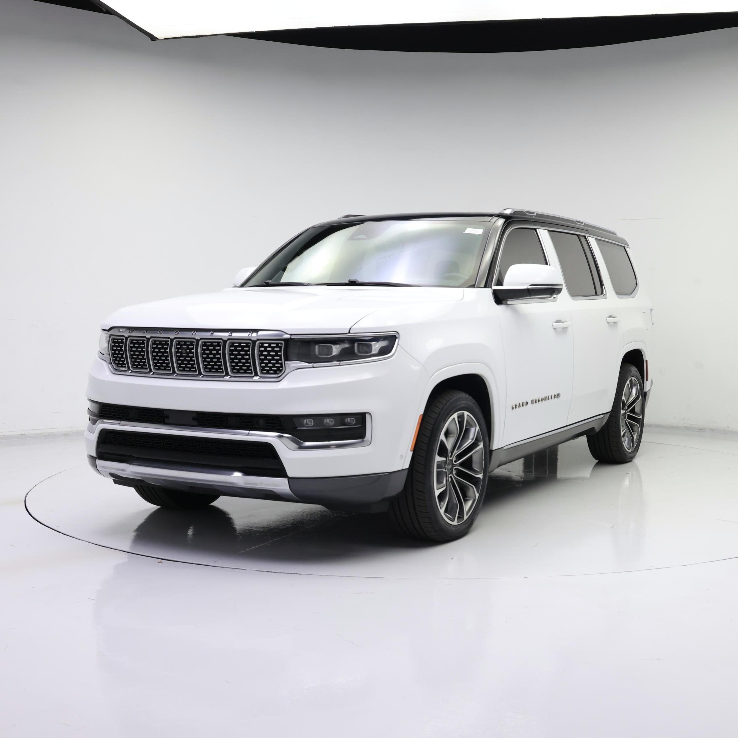 Thumbnail: 2022 Jeep Grand Wagoneer - 4