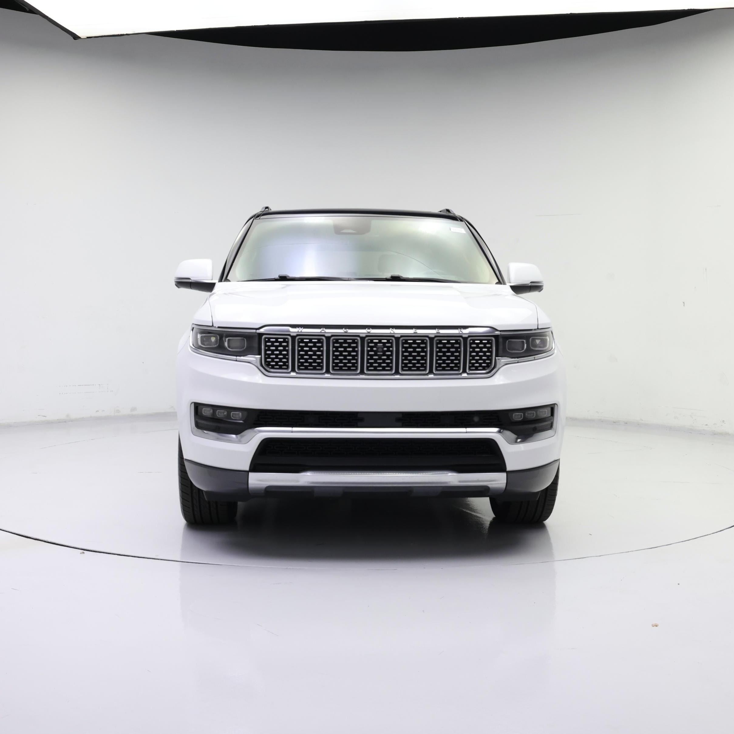 Thumbnail: 2022 Jeep Grand Wagoneer - 5