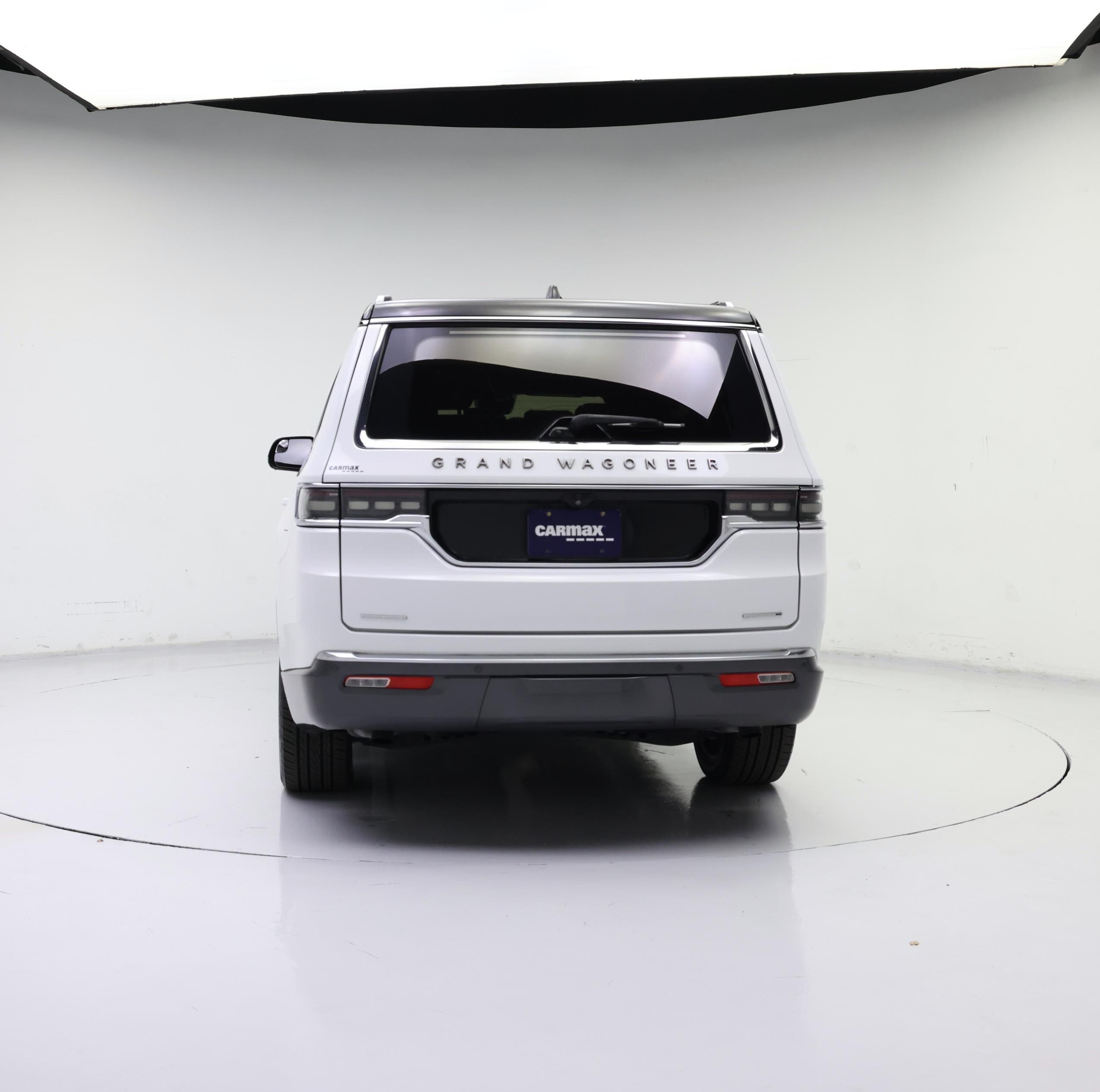 Thumbnail: 2022 Jeep Grand Wagoneer - 6