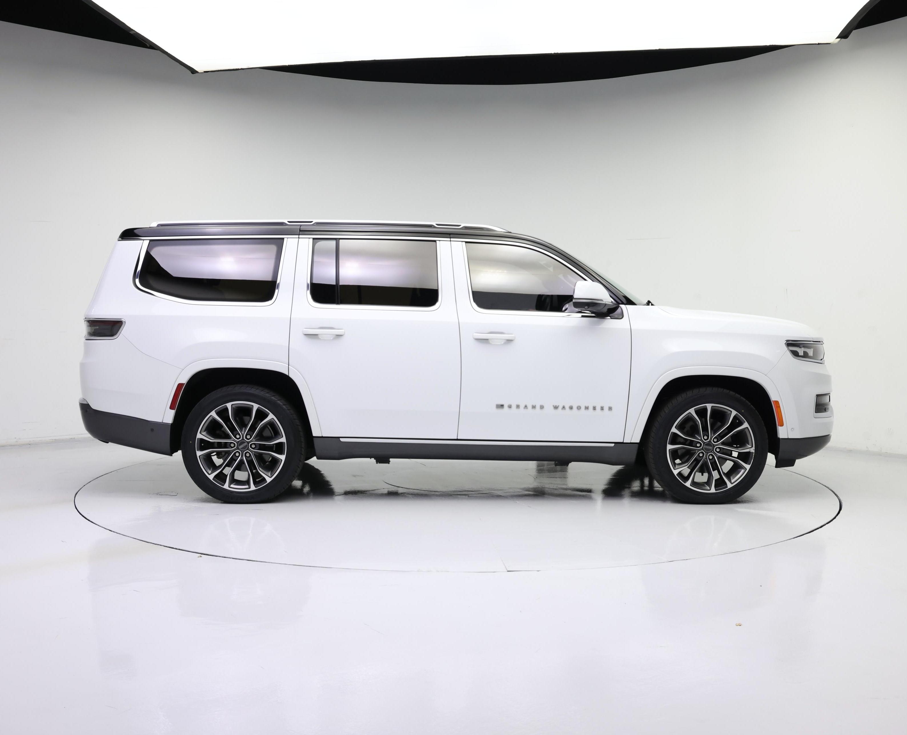 Thumbnail: 2022 Jeep Grand Wagoneer - 7