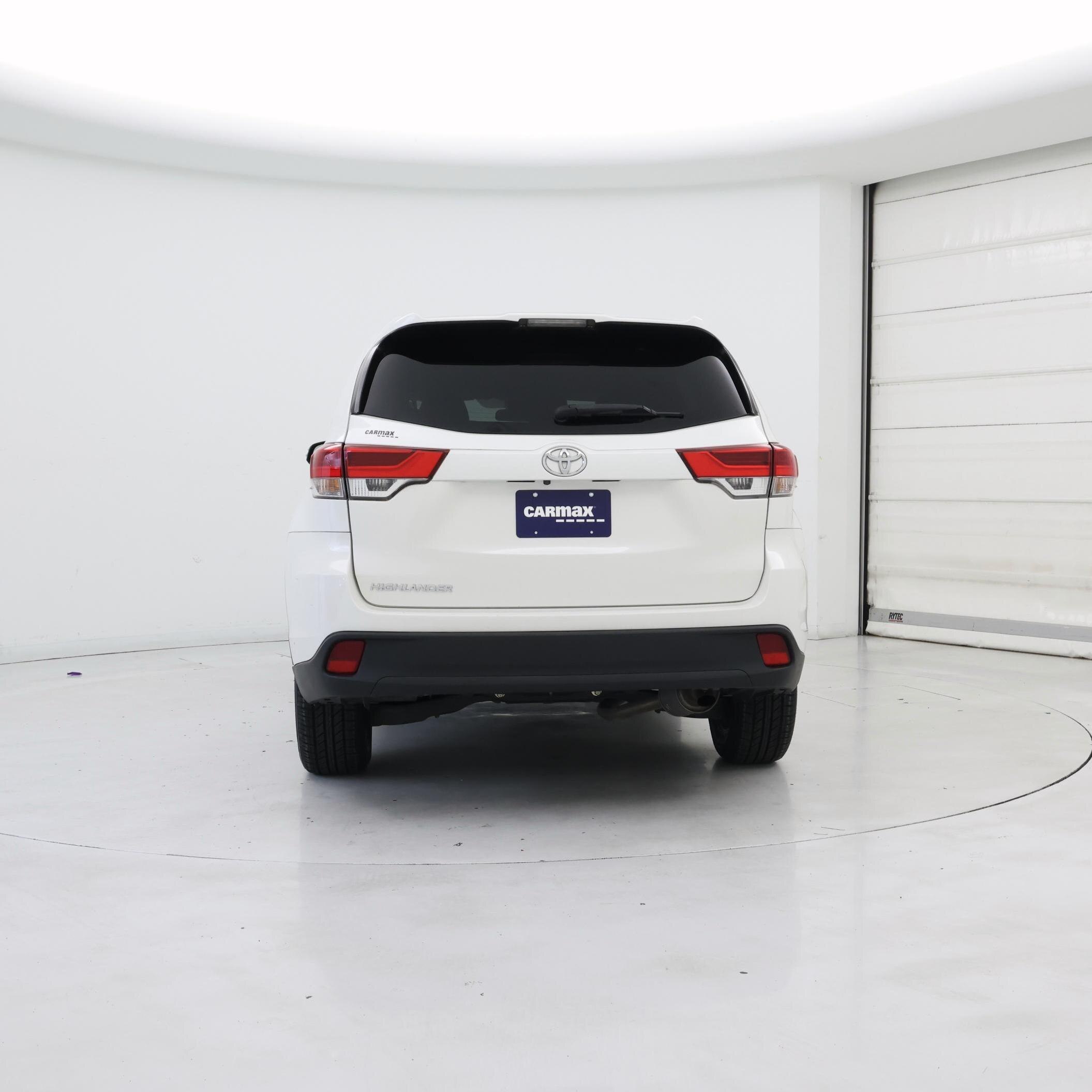 Thumbnail: 2019 Toyota Highlander - 6