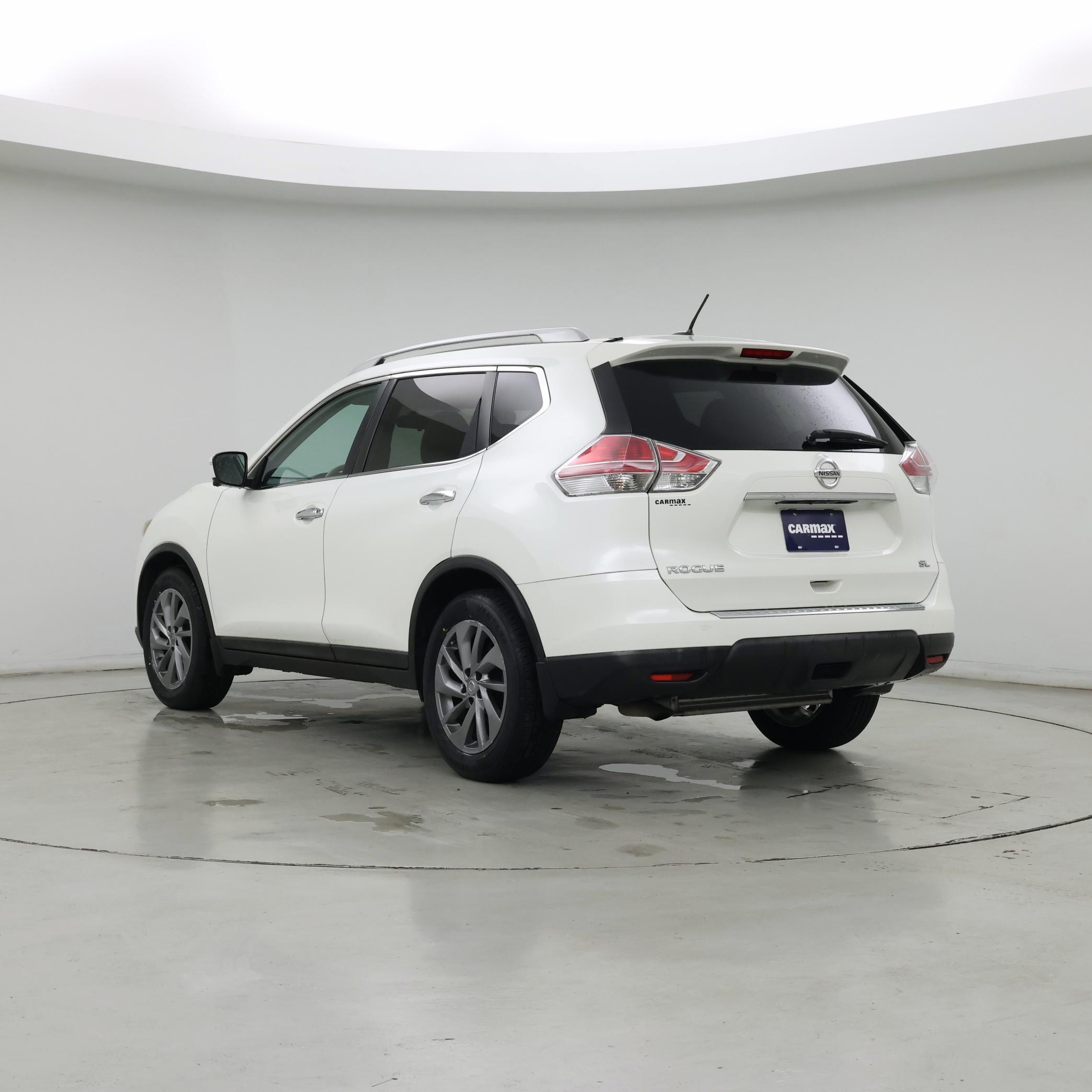 Thumbnail: 2015 Nissan Rogue - 2