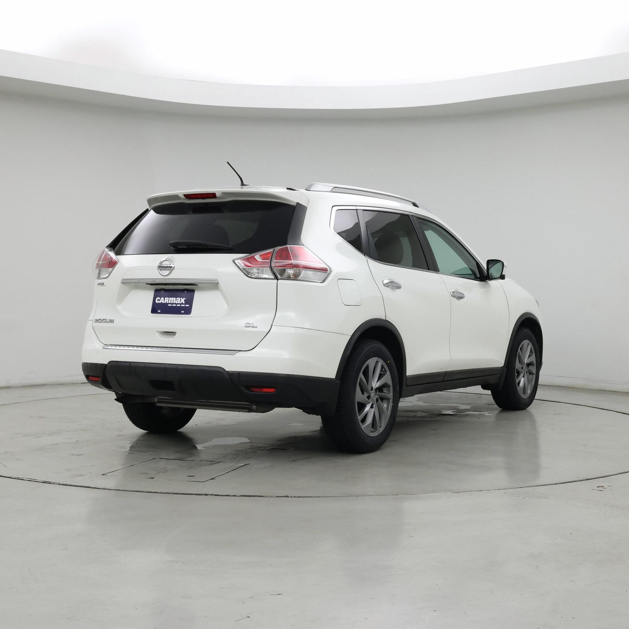 Thumbnail: 2015 Nissan Rogue - 8