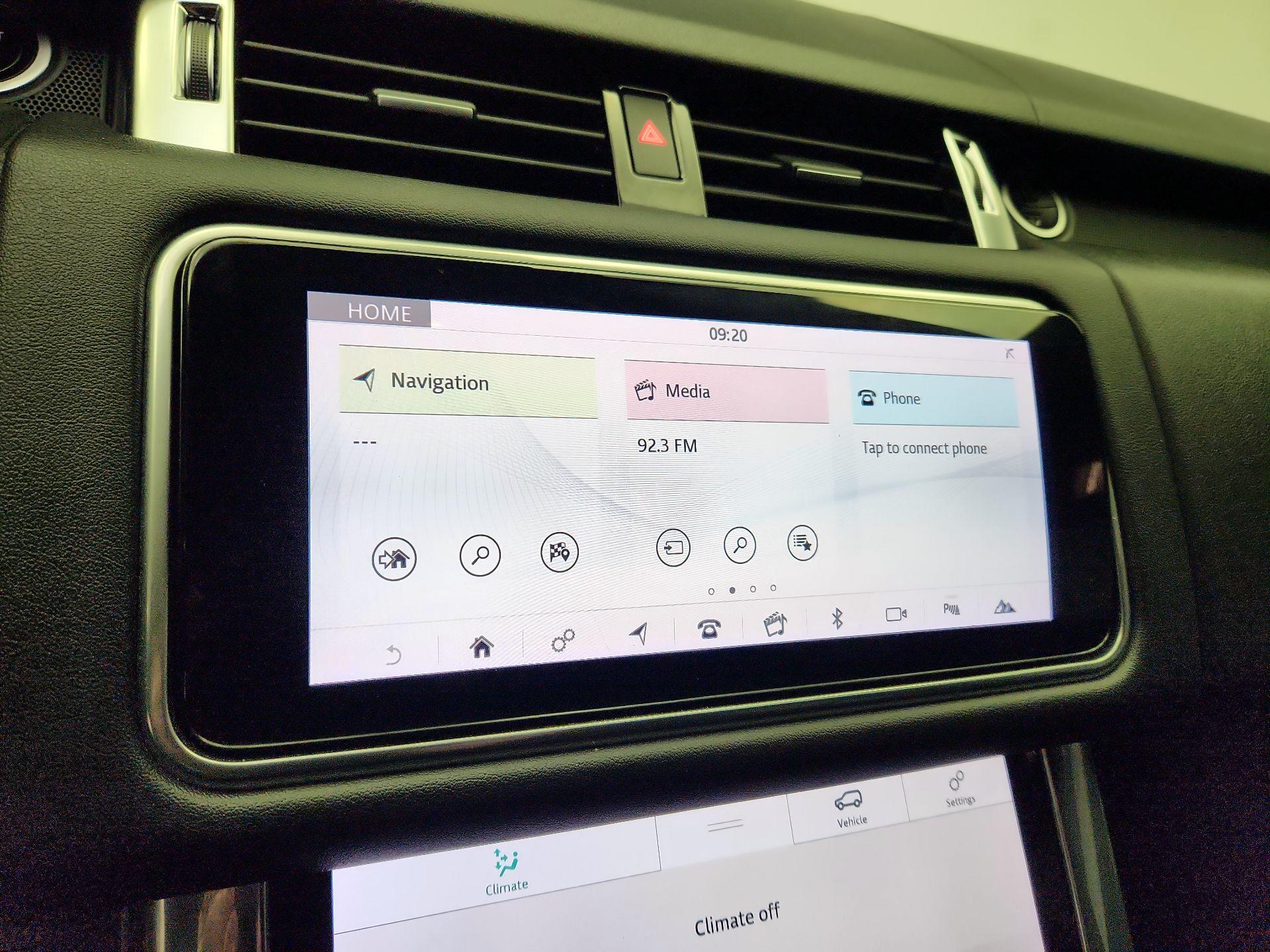 Thumbnail: 2020 Land Rover Range Rover Sport - 16