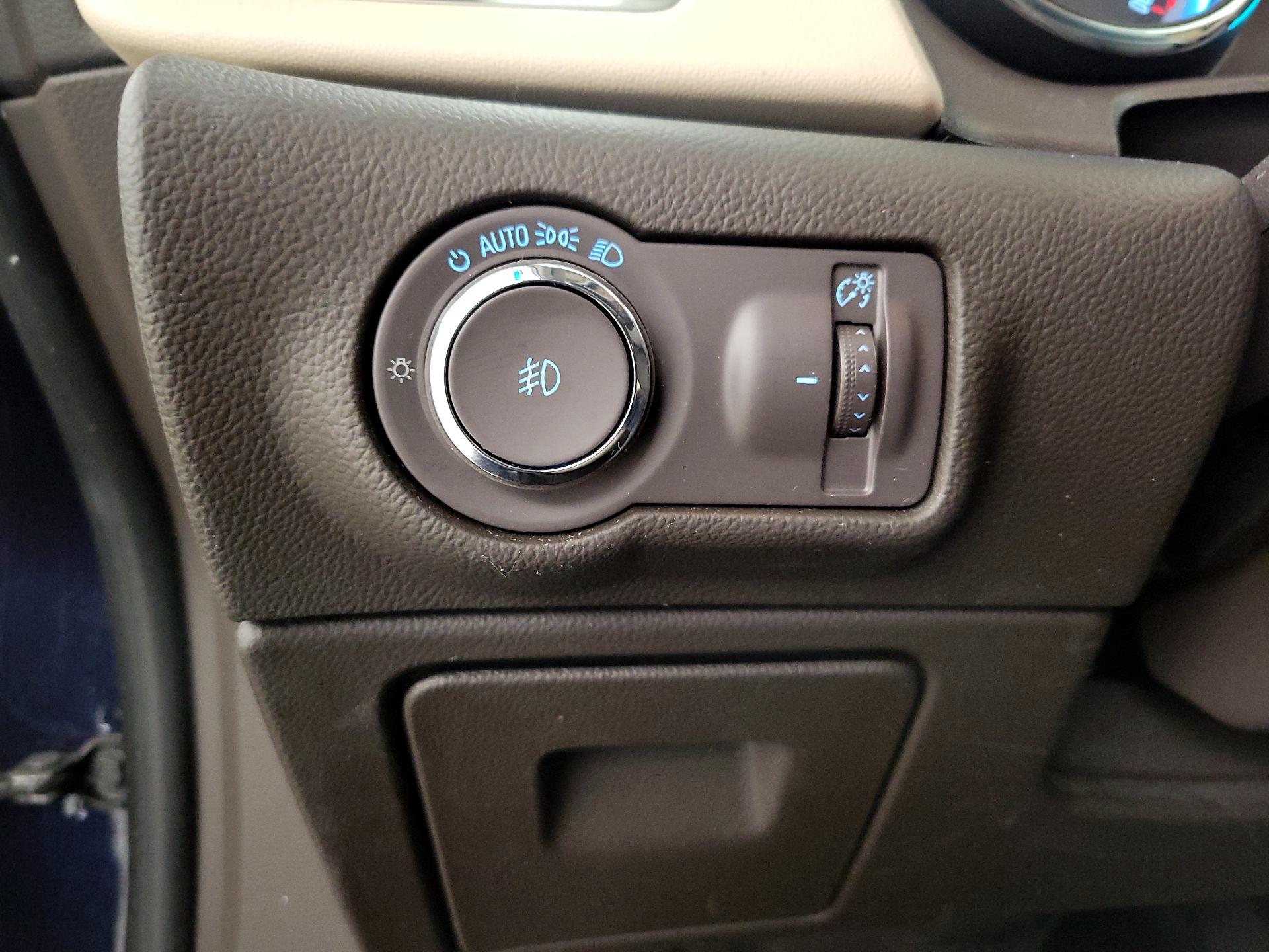 Thumbnail: 2015 Buick Verano - 13