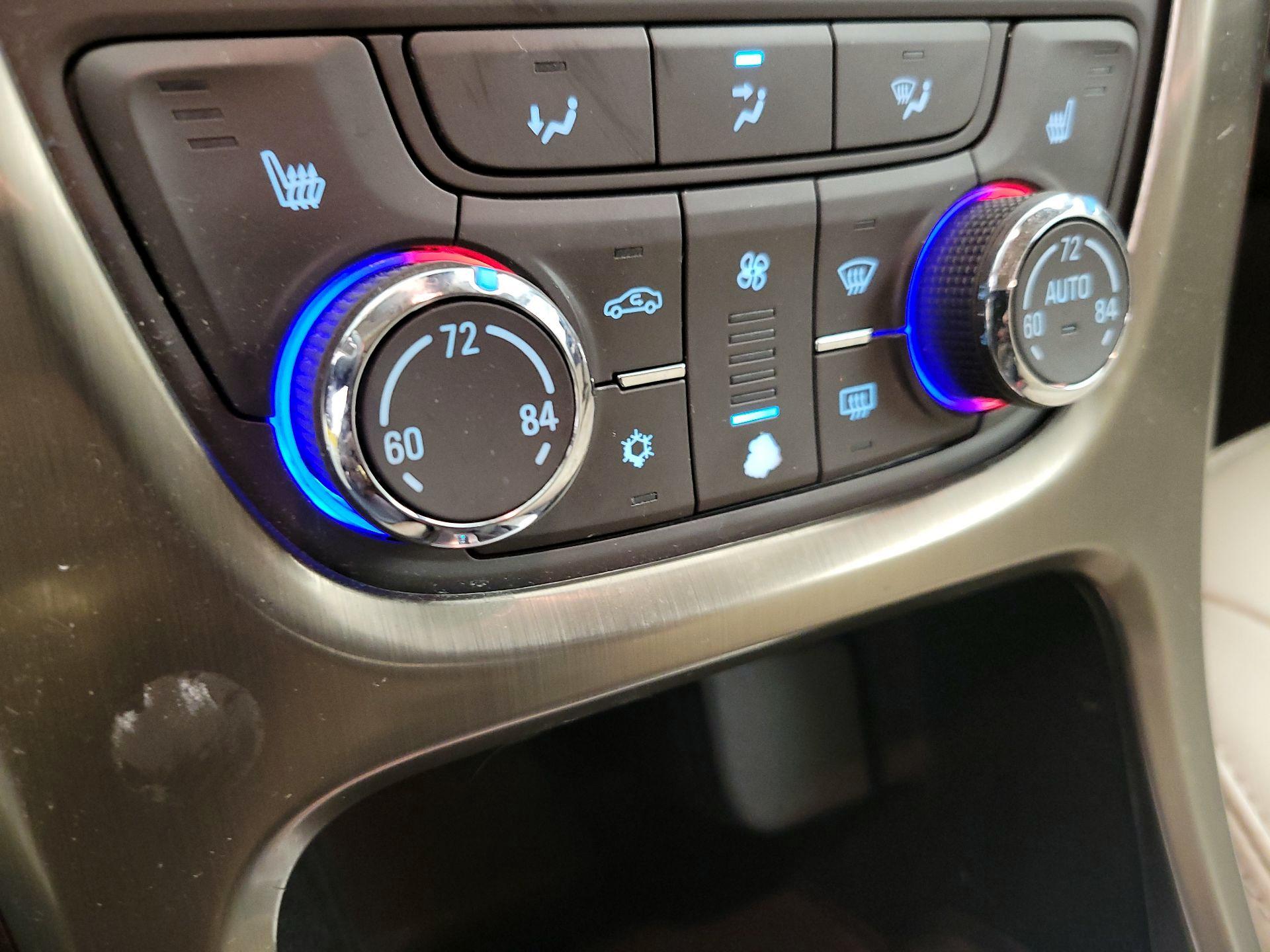 Thumbnail: 2015 Buick Verano - 16