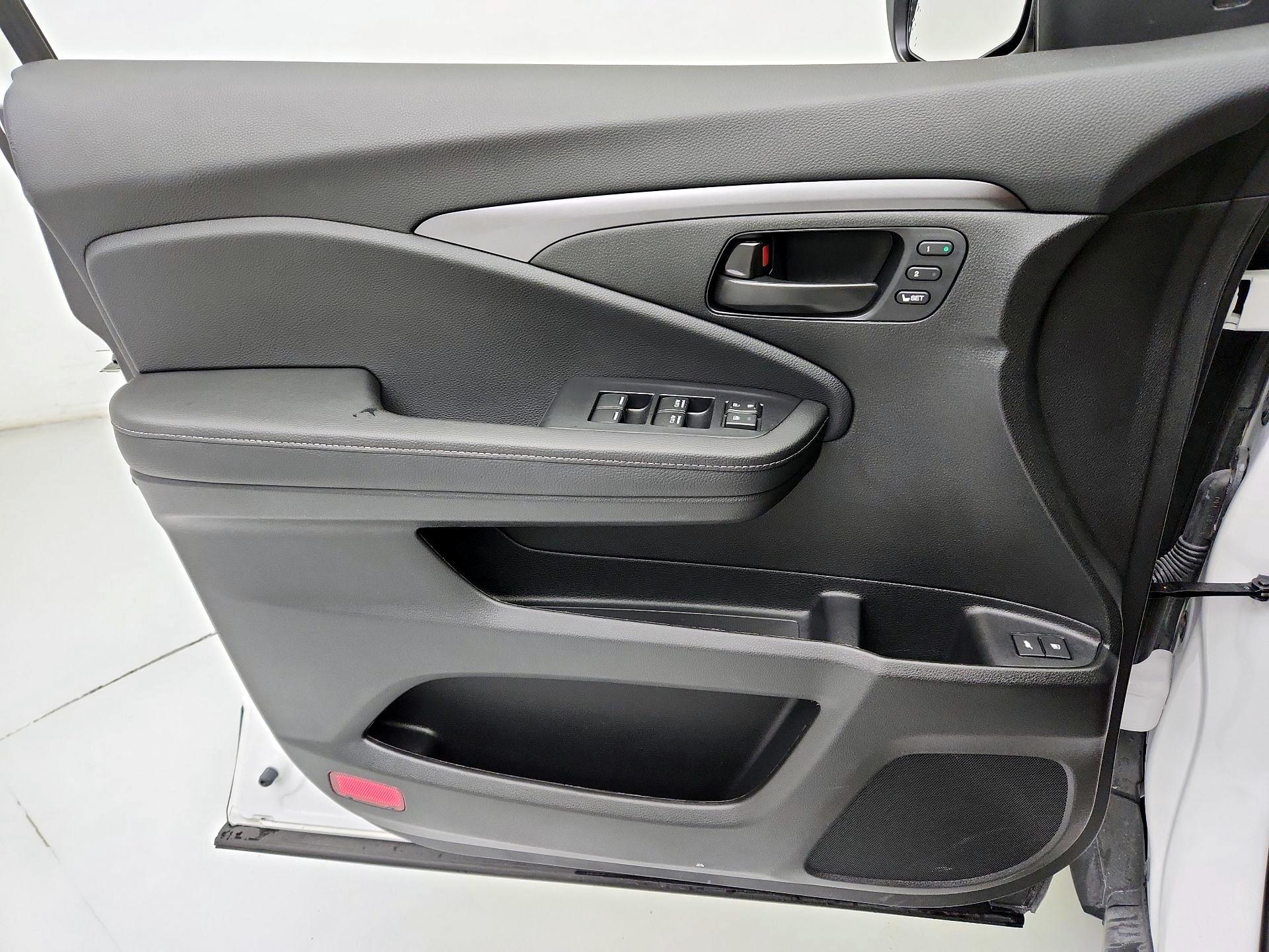 Thumbnail: 2024 Honda Passport - 12