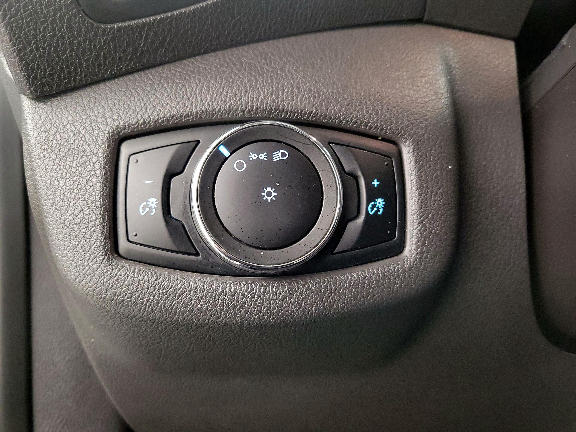 Thumbnail: 2018 Ford Transit Series - 13