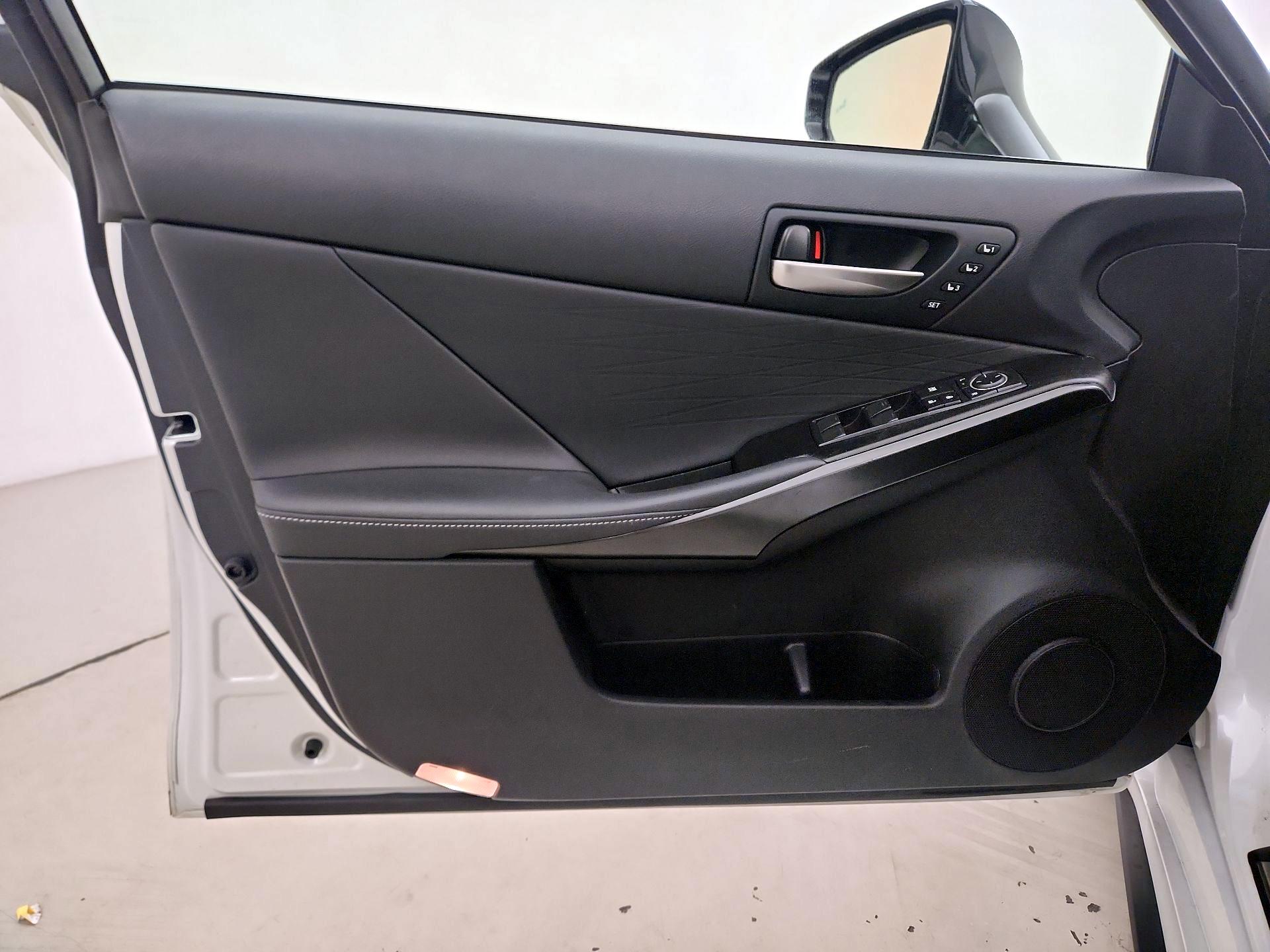 Thumbnail: 2023 Lexus IS - 12