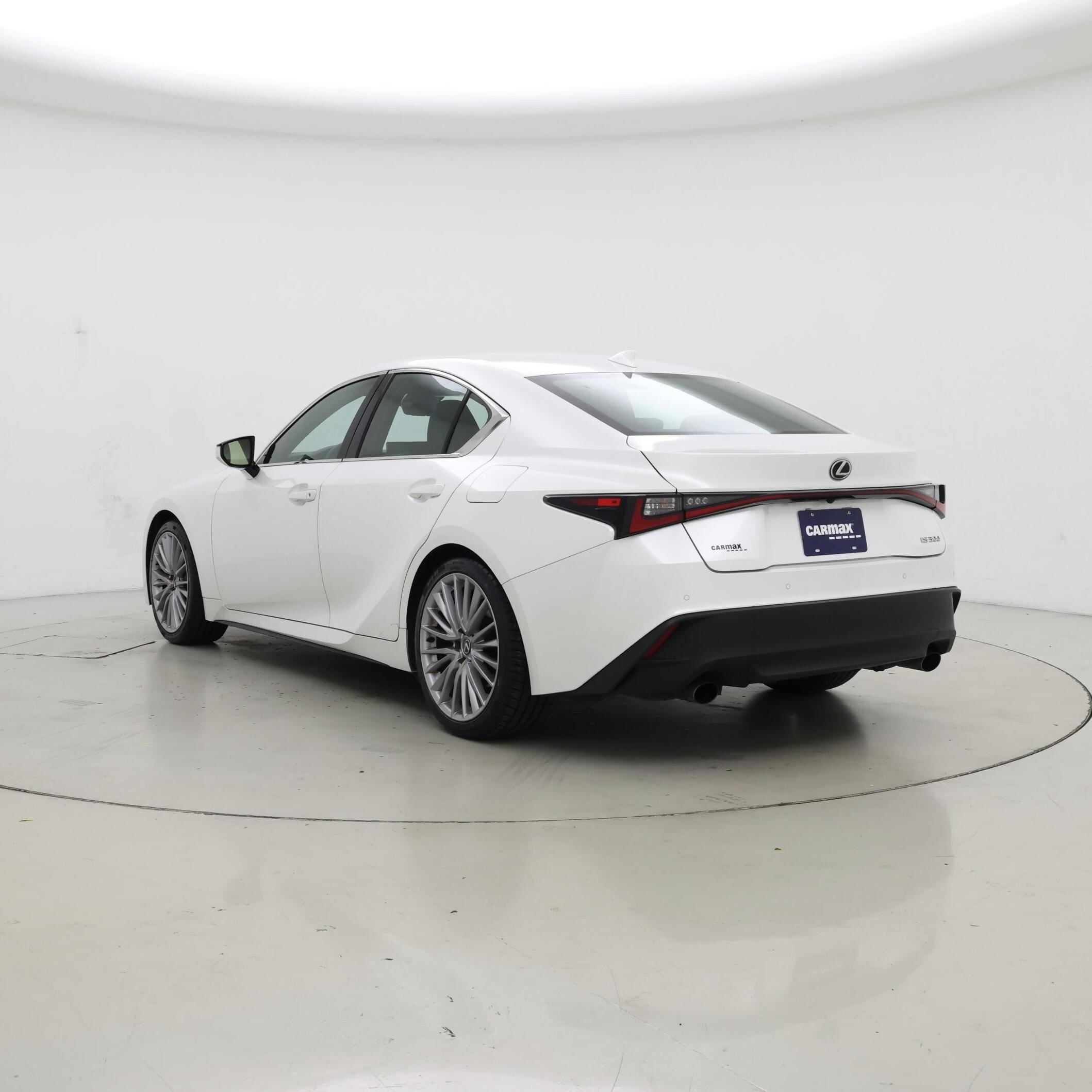 Thumbnail: 2023 Lexus IS - 2