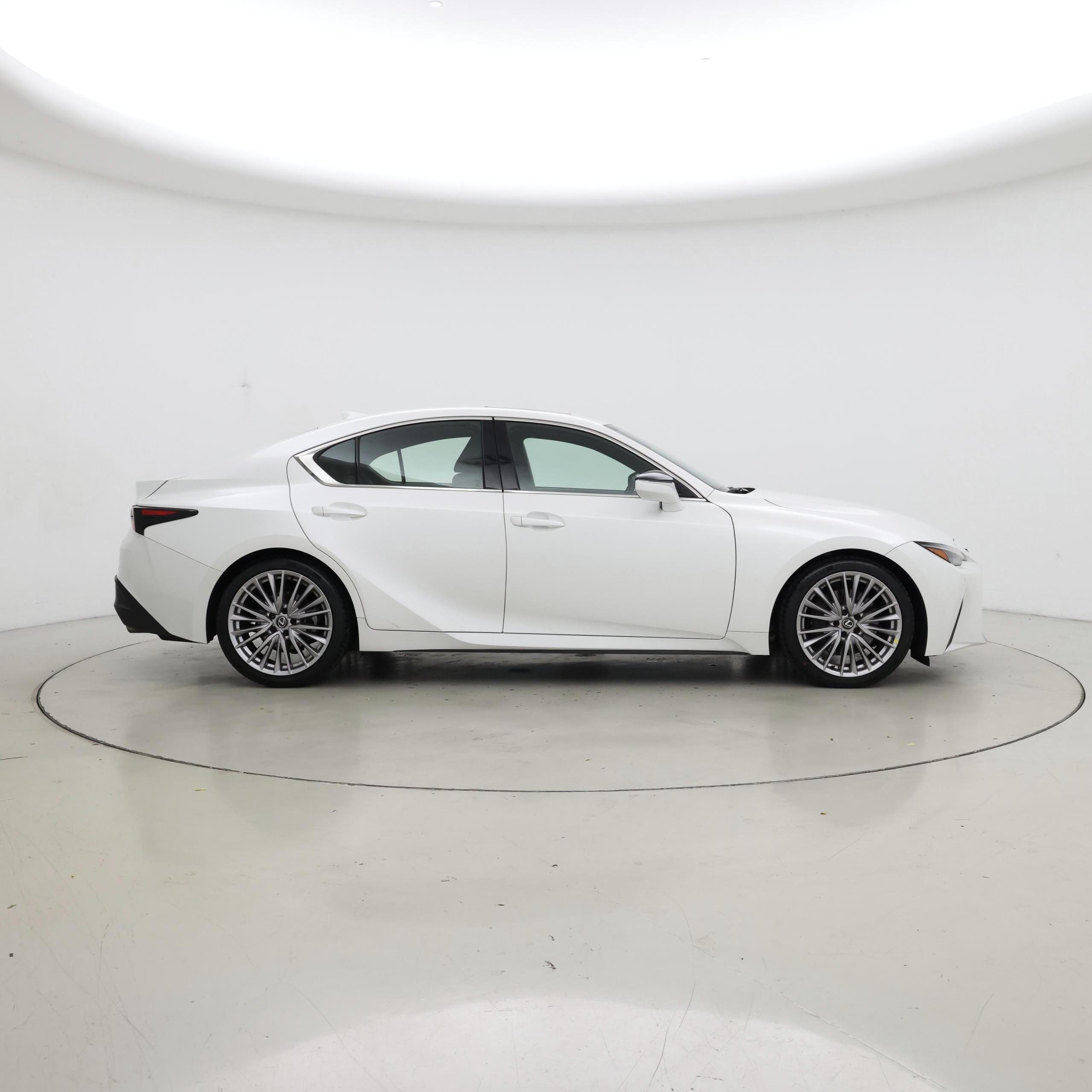 Thumbnail: 2023 Lexus IS - 7