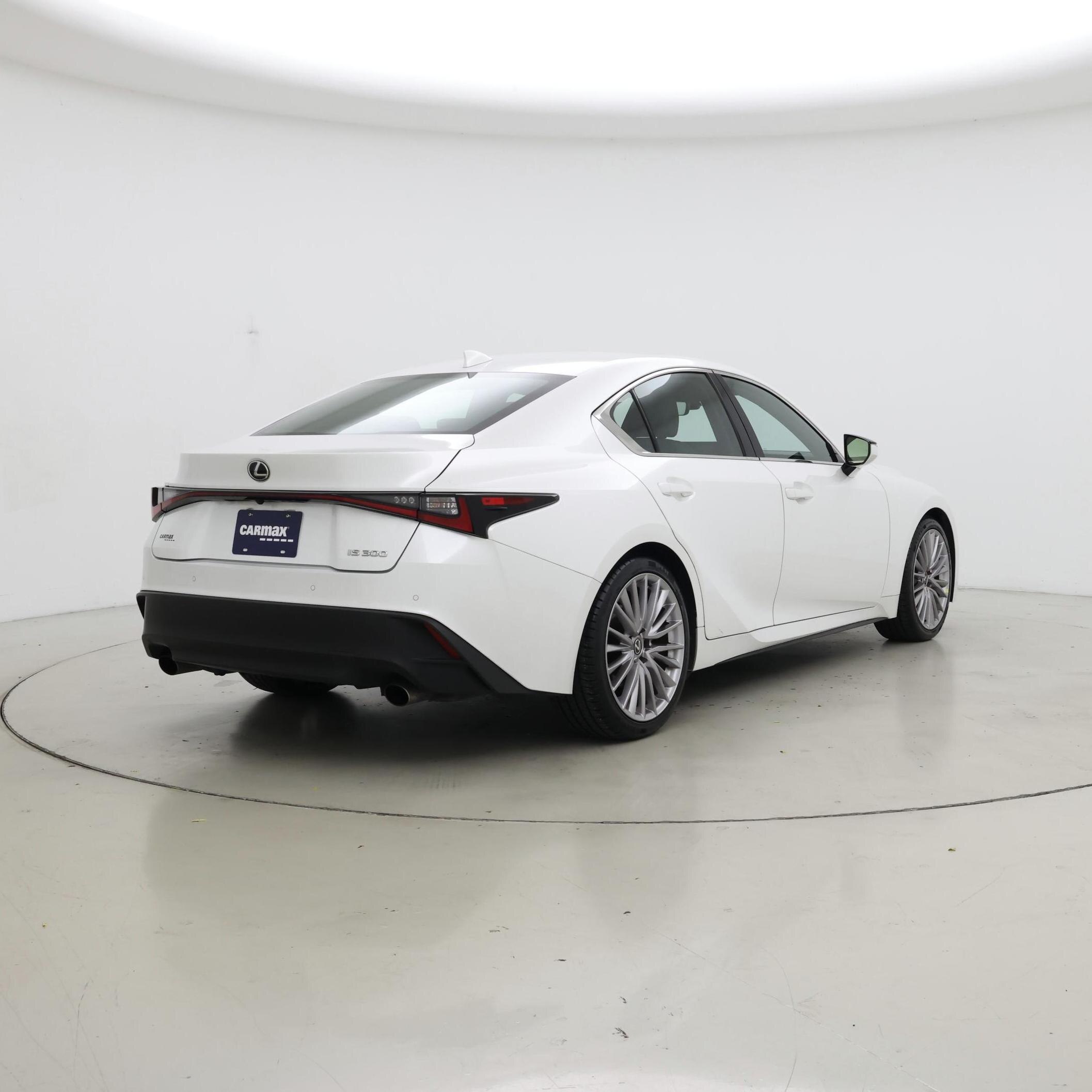 Thumbnail: 2023 Lexus IS - 8