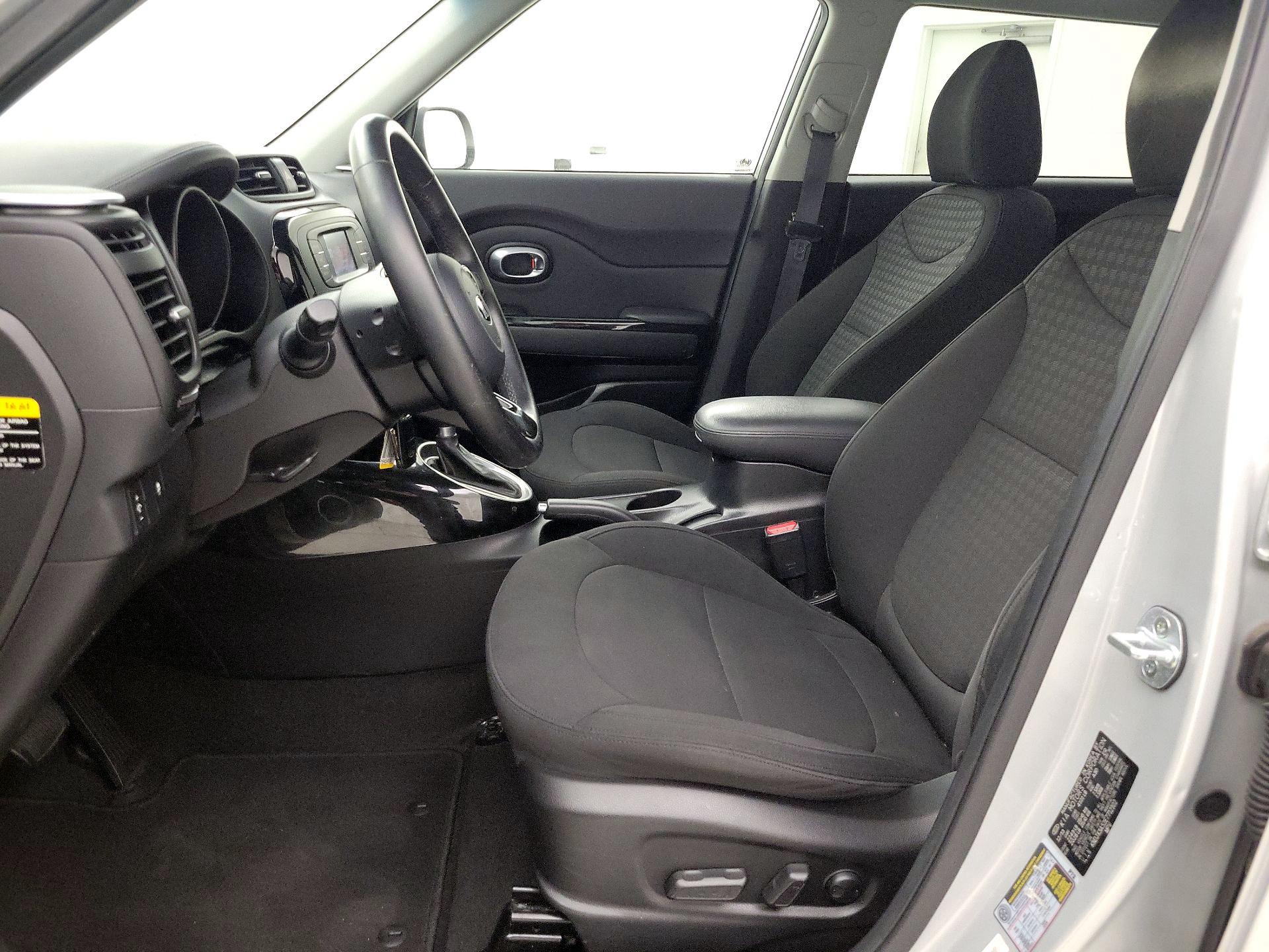 Thumbnail: 2014 Kia Soul - 11