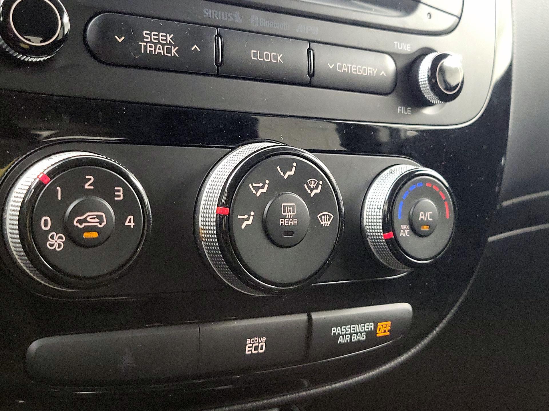 Thumbnail: 2014 Kia Soul - 16