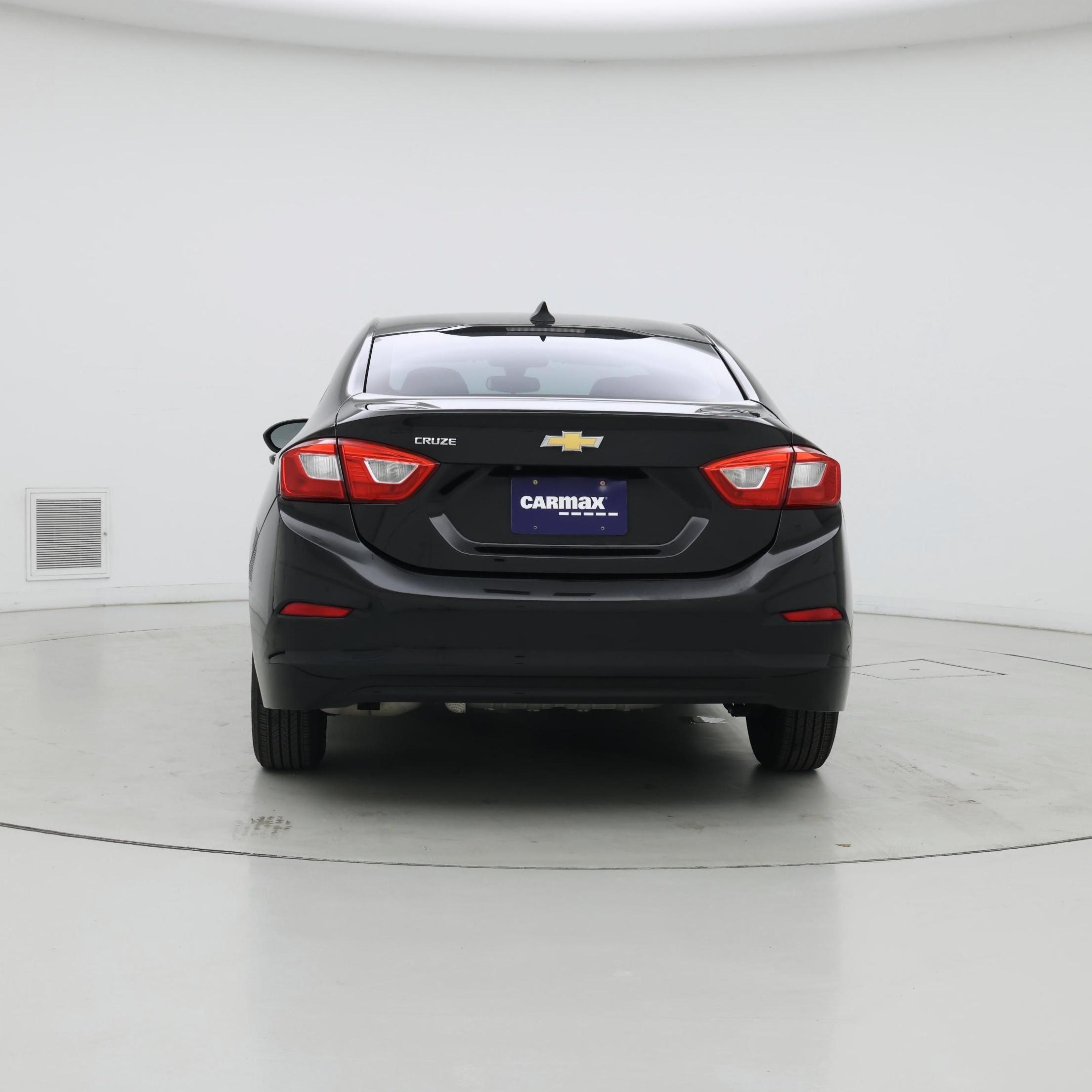 Thumbnail: 2018 Chevrolet Cruze - 6