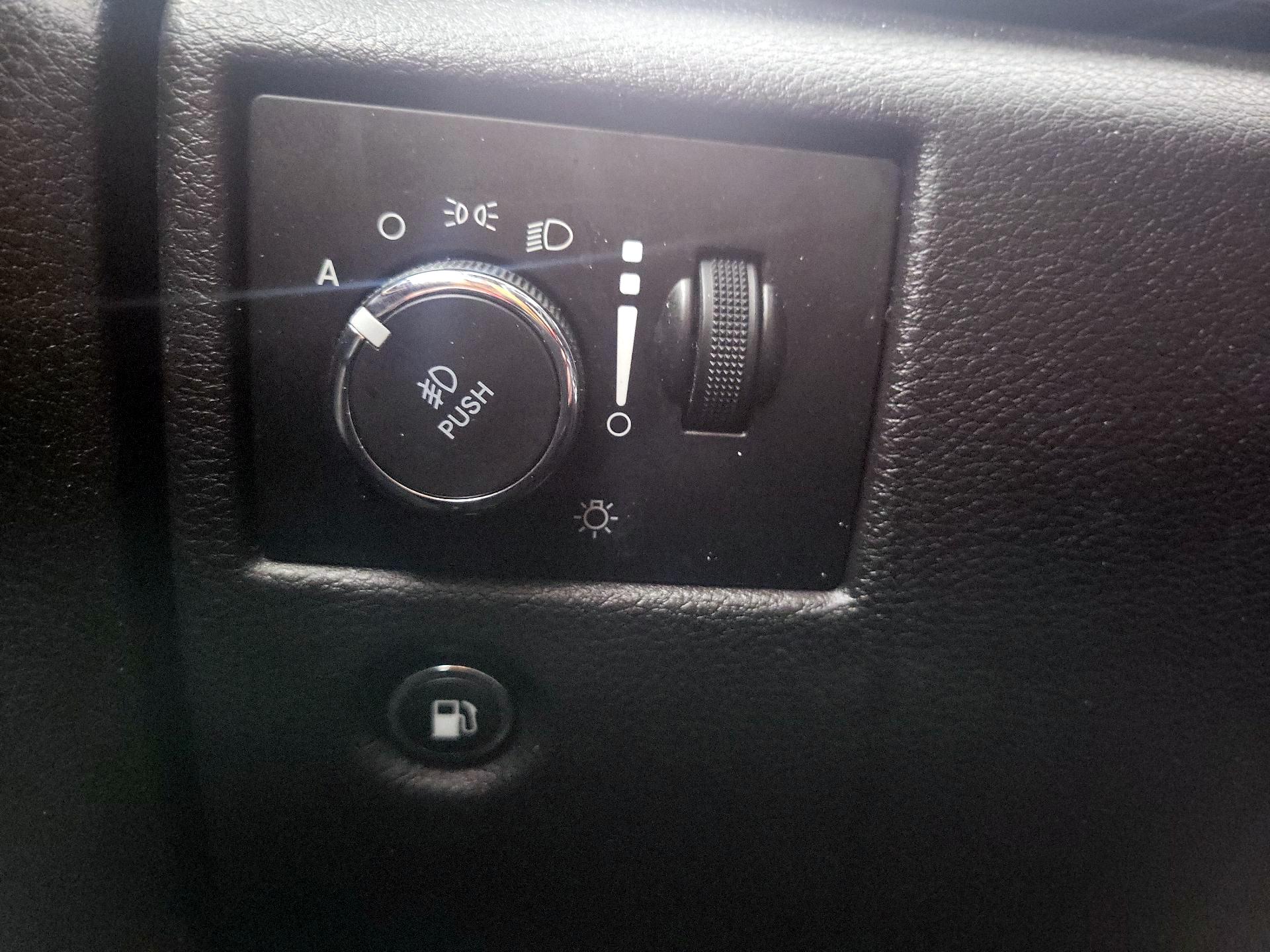 Thumbnail: 2019 Jeep Grand Cherokee - 13