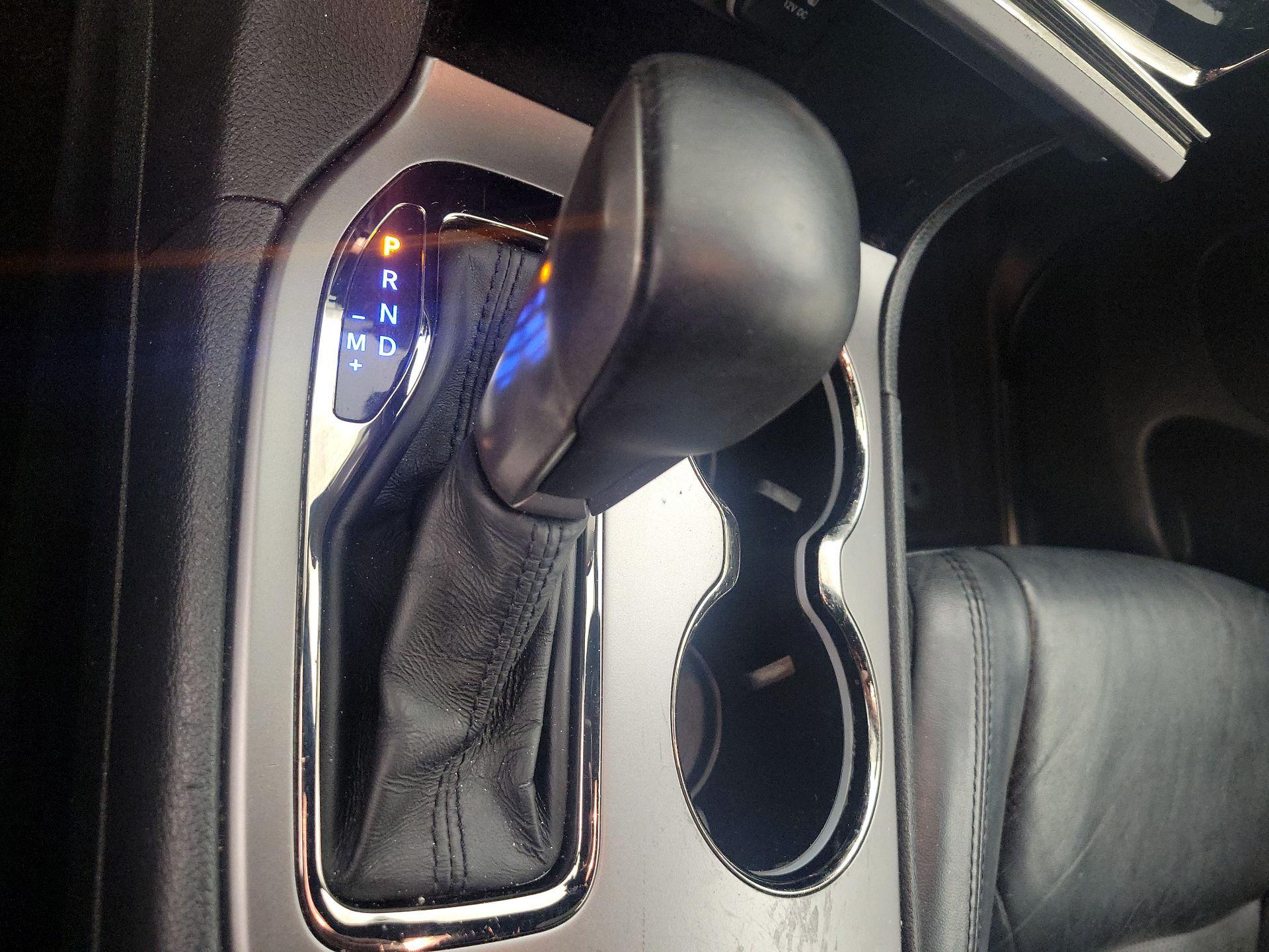 Thumbnail: 2019 Jeep Grand Cherokee - 18