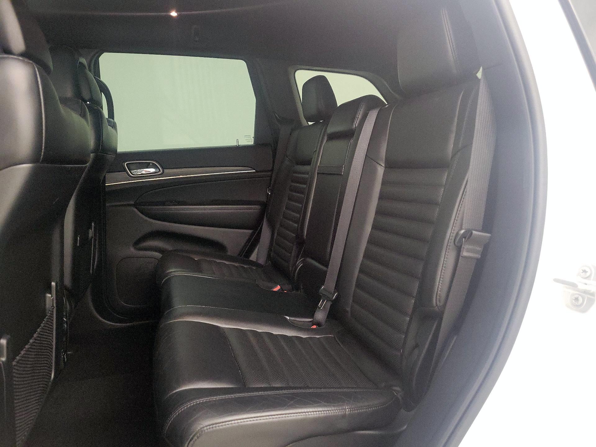 Thumbnail: 2019 Jeep Grand Cherokee - 20