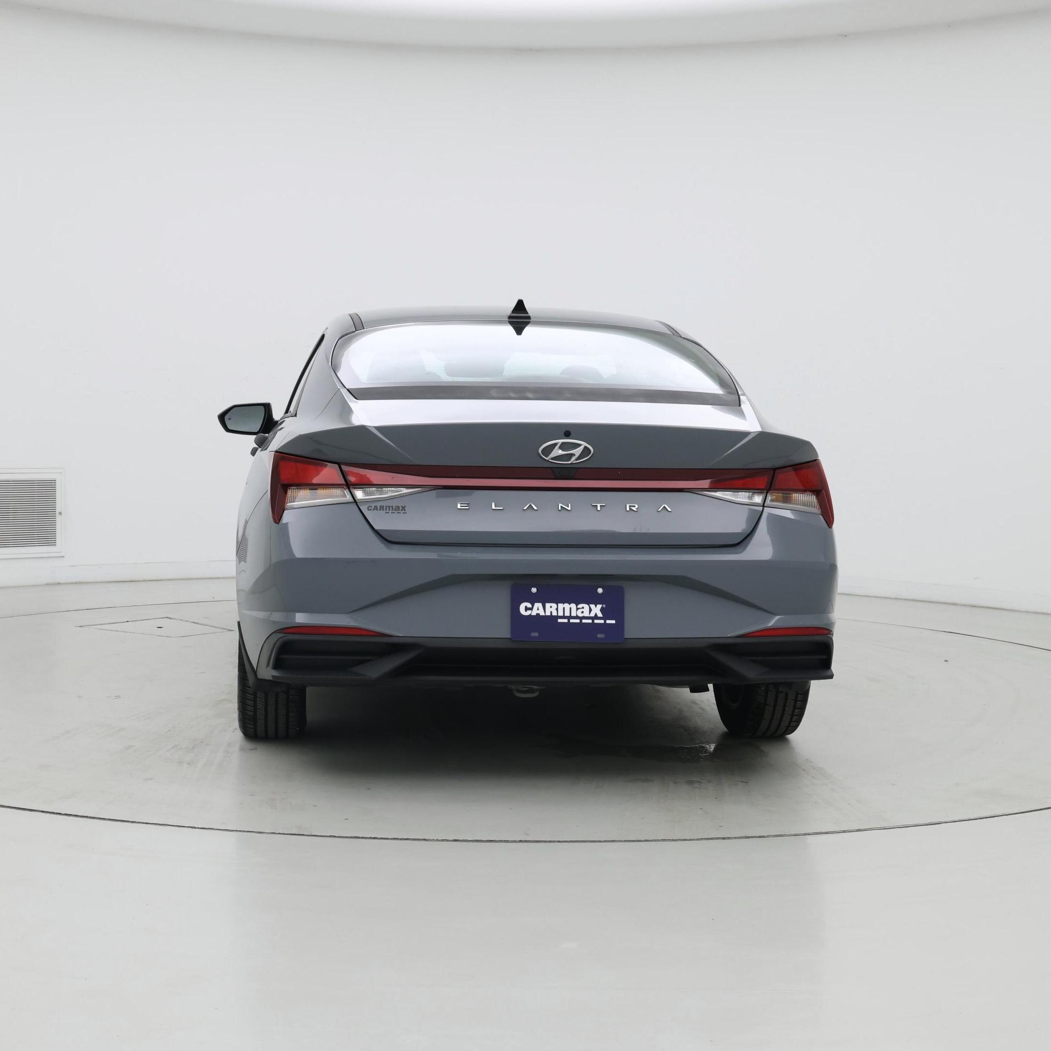 Thumbnail: 2022 Hyundai Elantra - 6