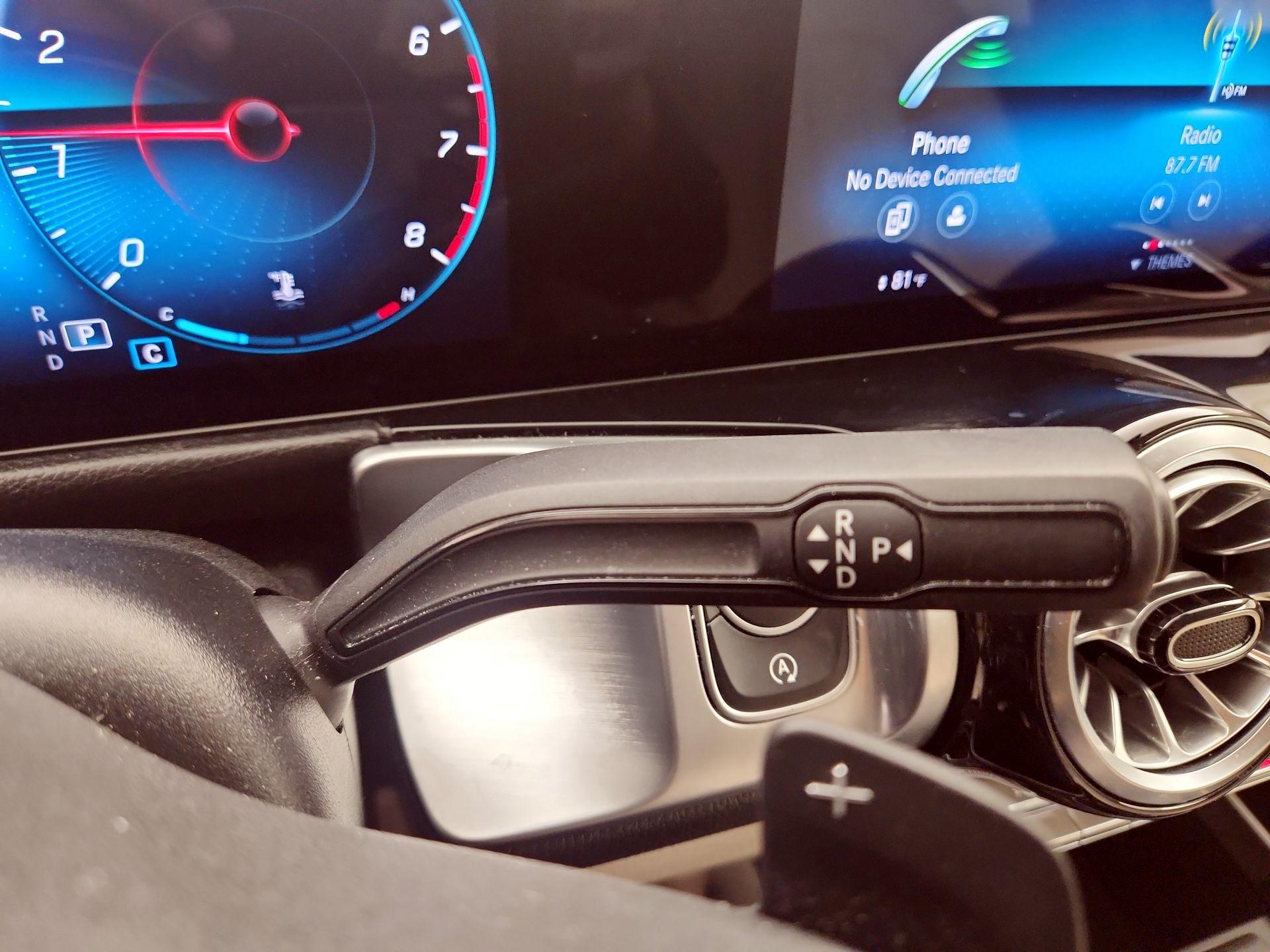 Thumbnail: 2022 Mercedes-Benz GLB - 17