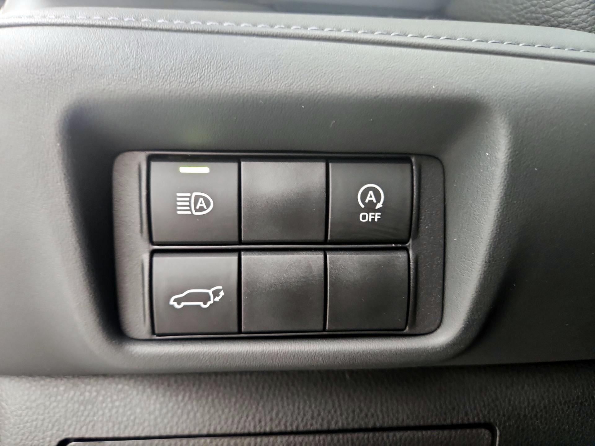 Thumbnail: 2025 Toyota Highlander - 13