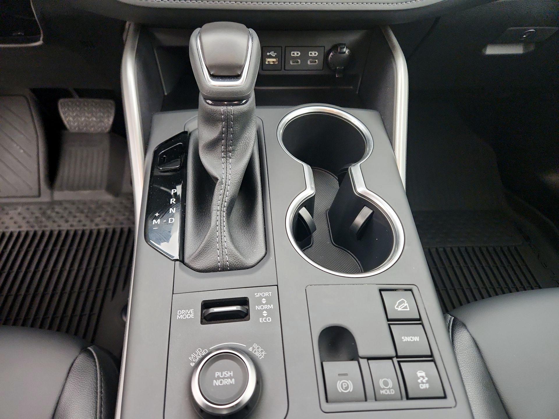 Thumbnail: 2025 Toyota Highlander - 17