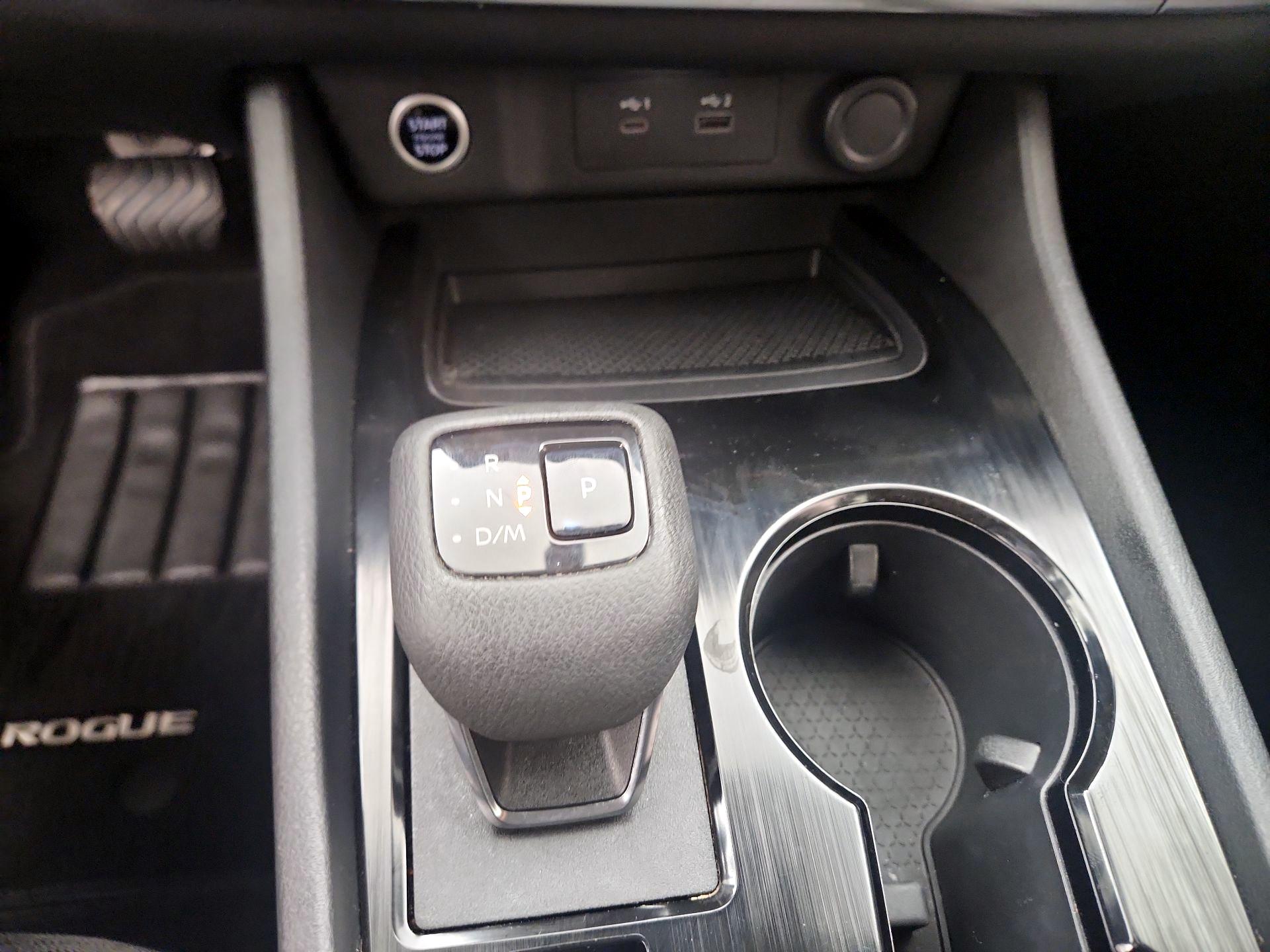 Thumbnail: 2022 Nissan Rogue - 17