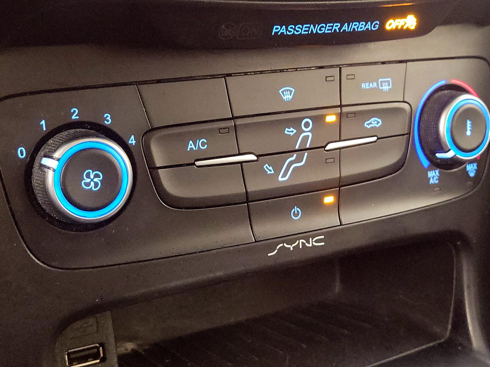 Thumbnail: 2018 Ford Focus - 16