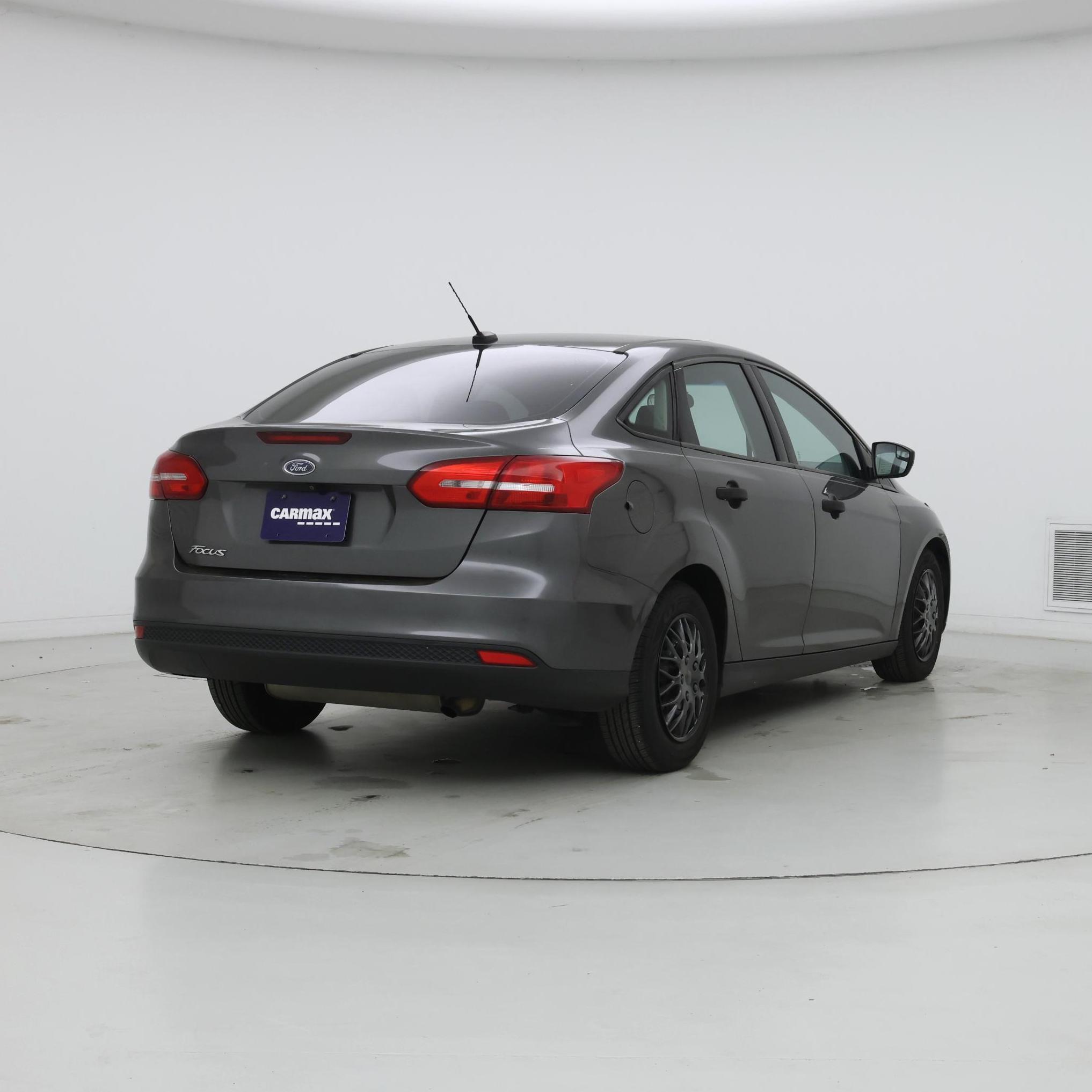 Thumbnail: 2018 Ford Focus - 8