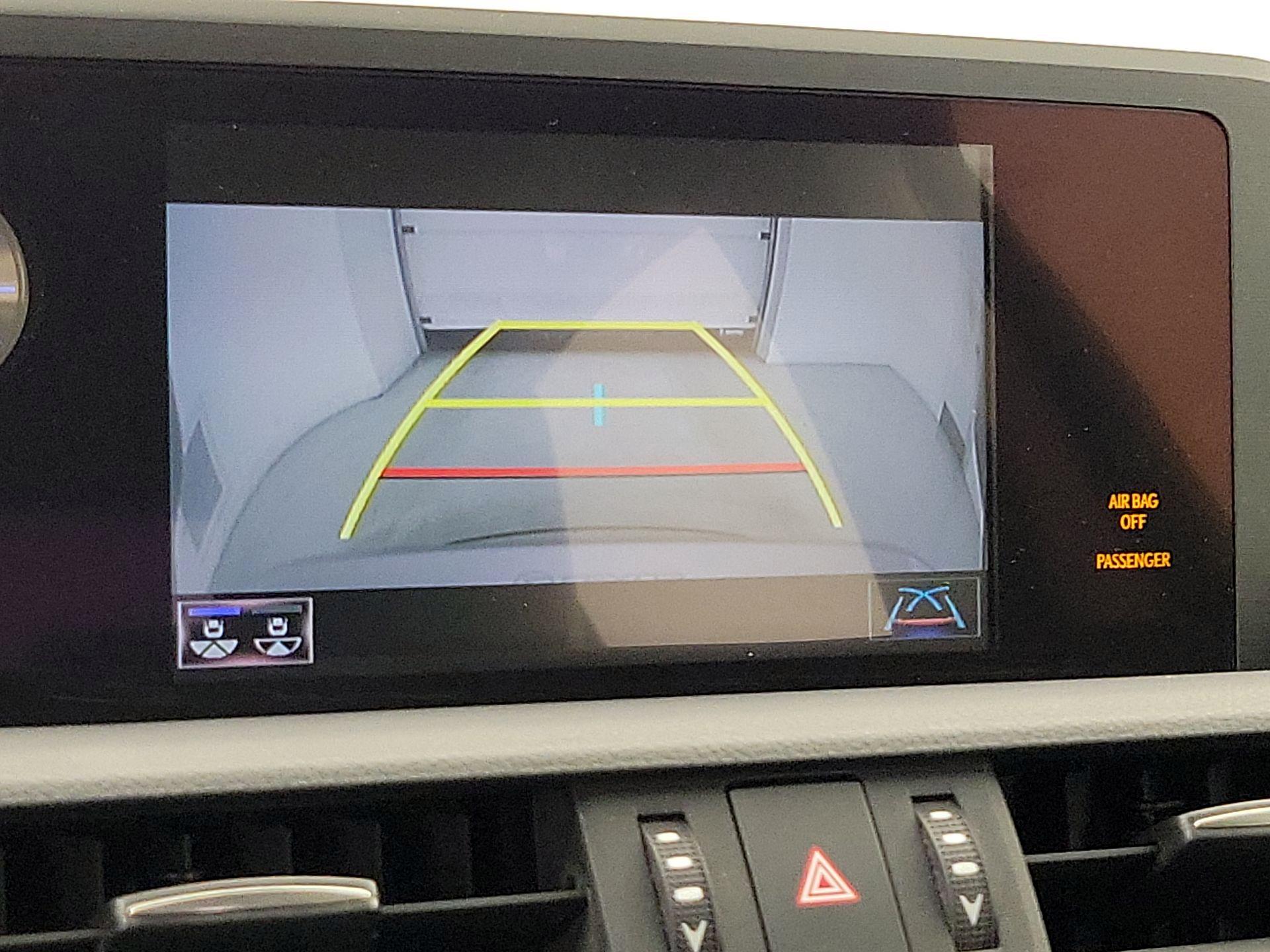 Thumbnail: 2019 Lexus ES - 14