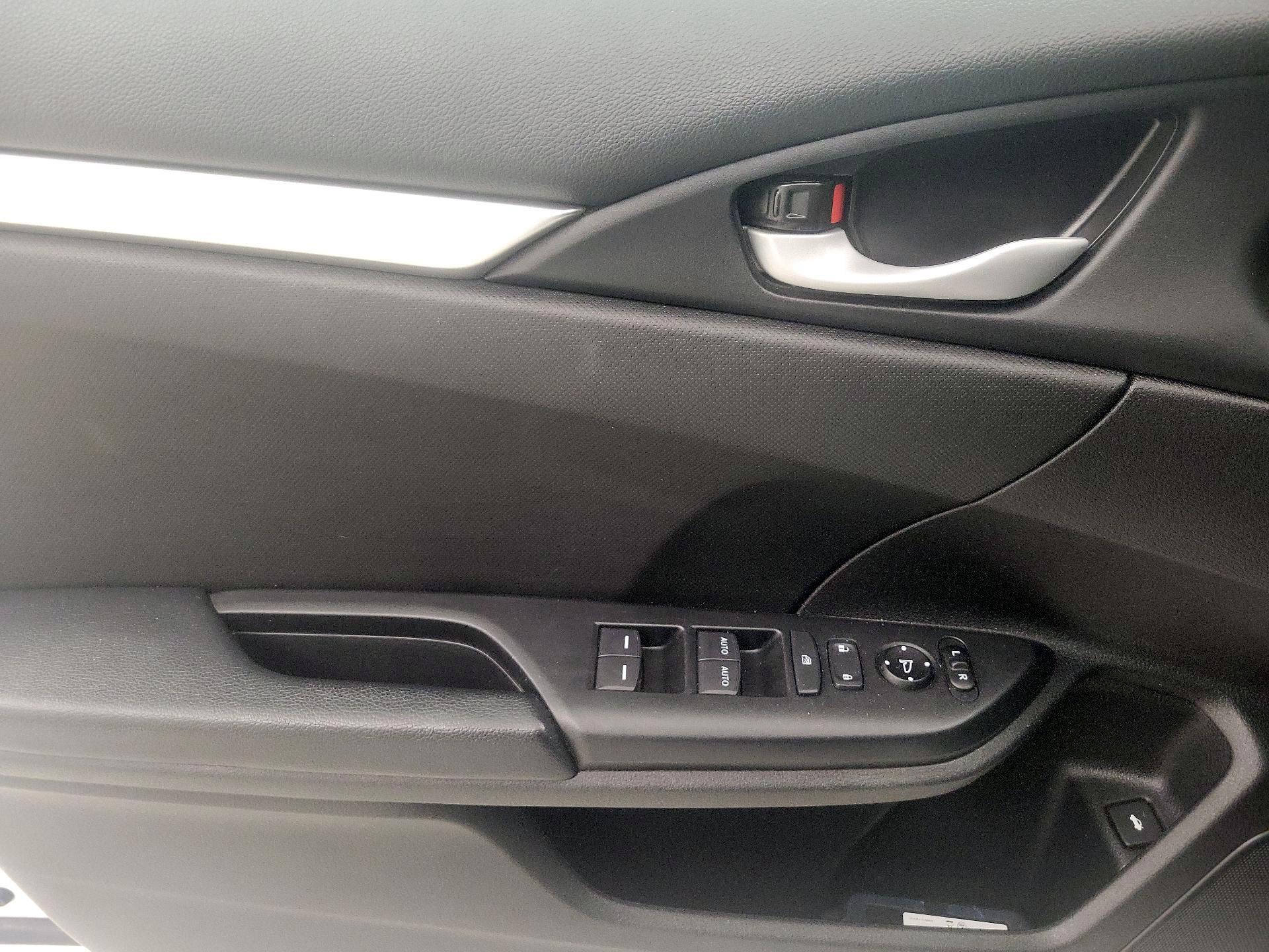 Thumbnail: 2020 Honda Civic - 12