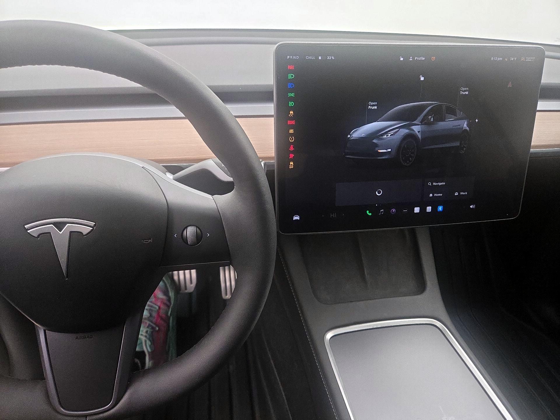 Thumbnail: 2023 Tesla Model Y - 10