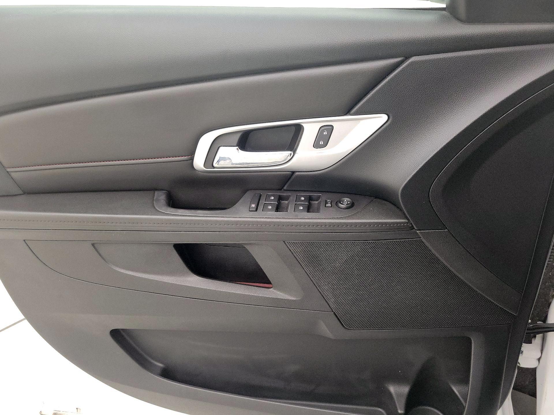 Thumbnail: 2017 GMC Terrain - 12