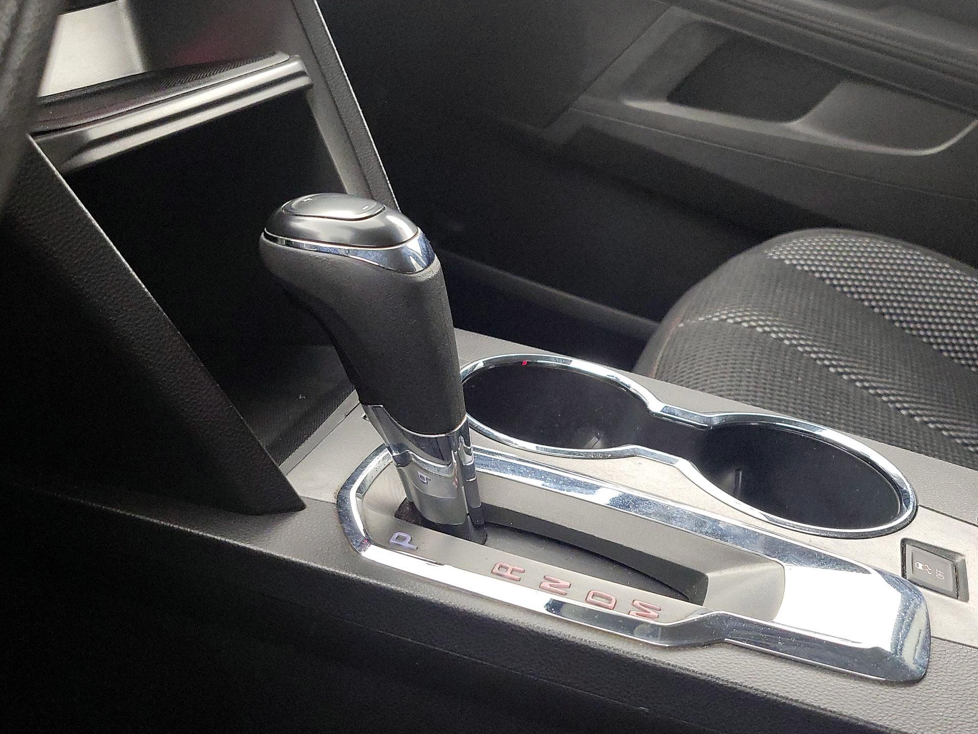 Thumbnail: 2017 GMC Terrain - 17