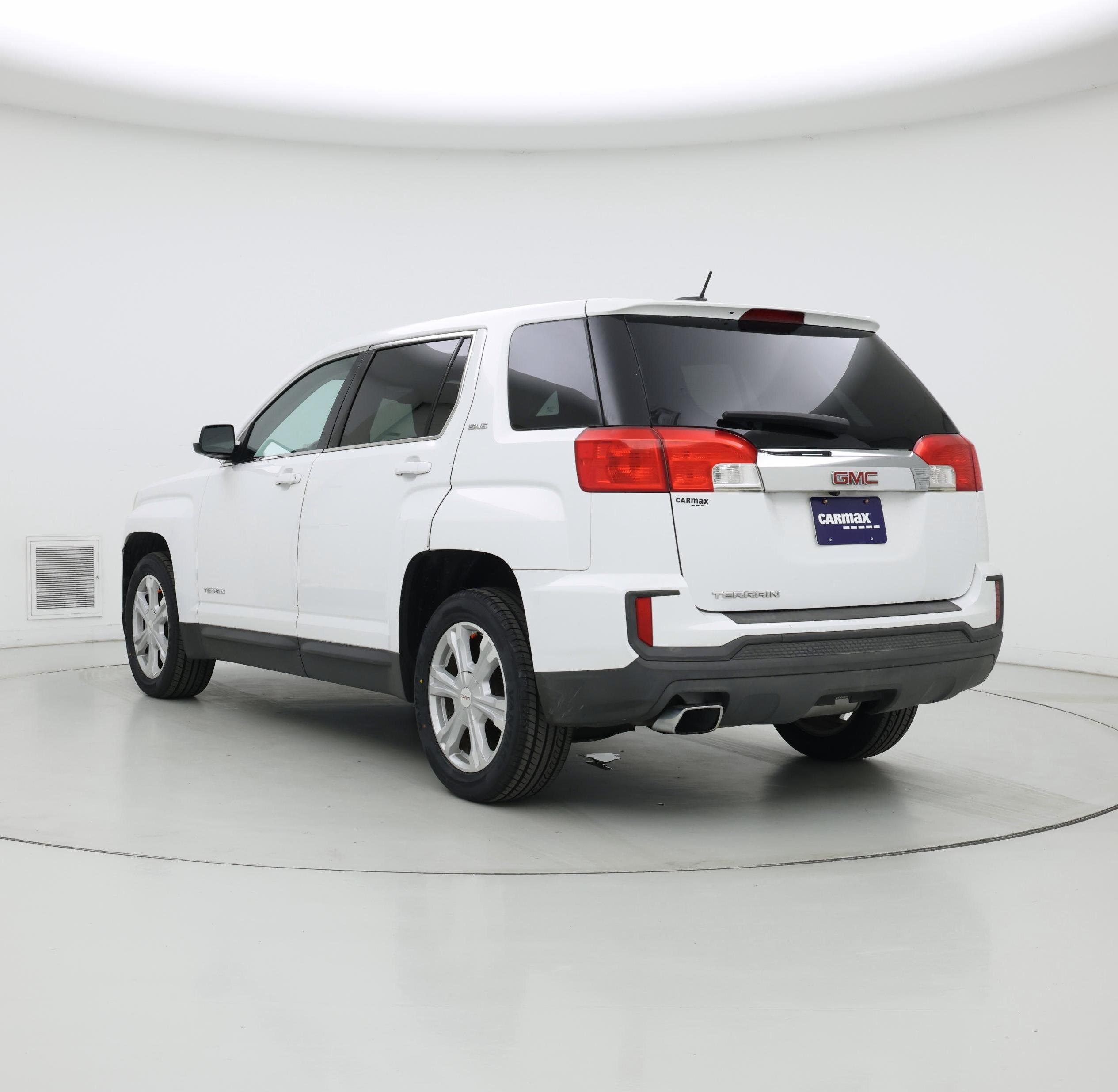 Thumbnail: 2017 GMC Terrain - 2