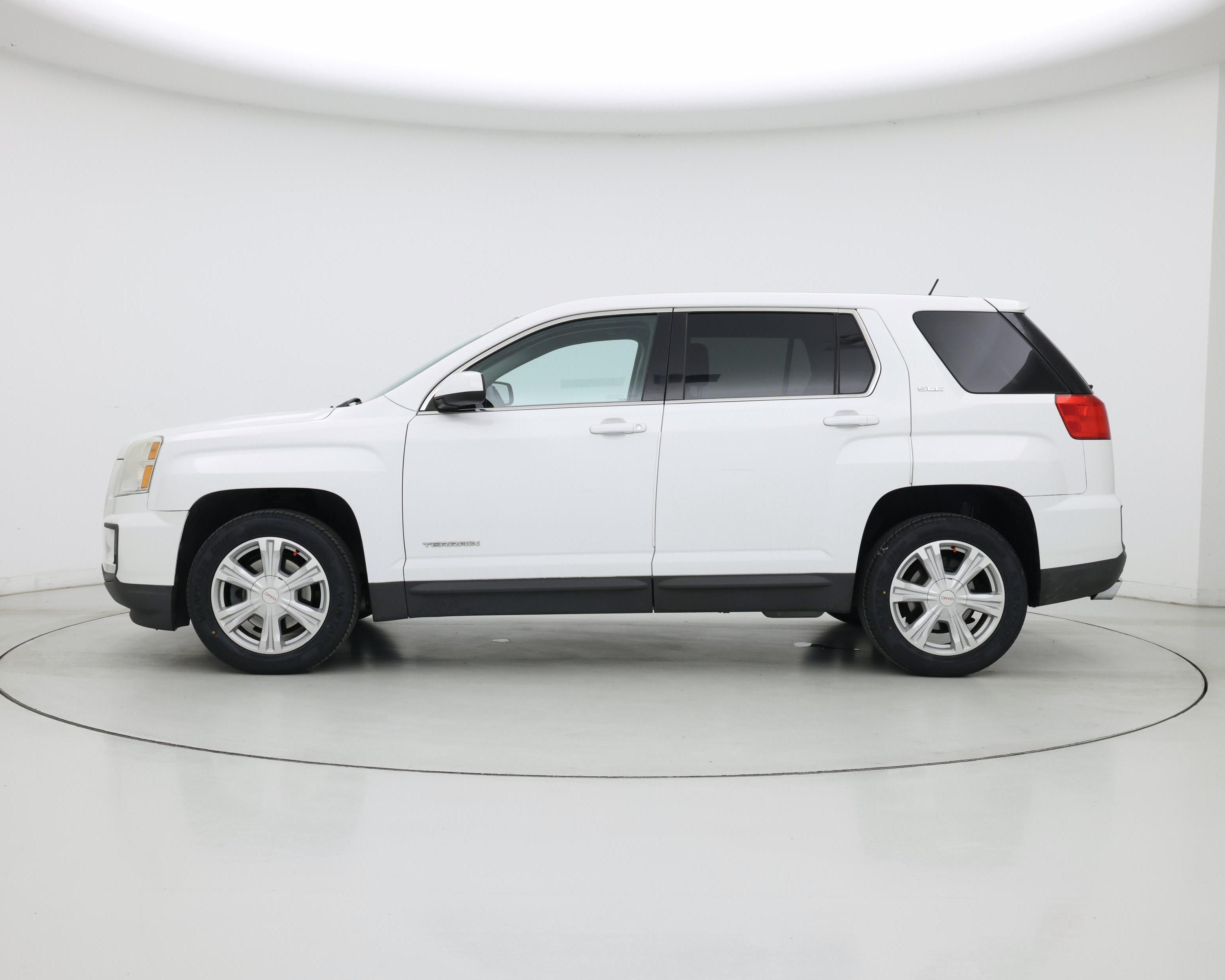 Thumbnail: 2017 GMC Terrain - 3